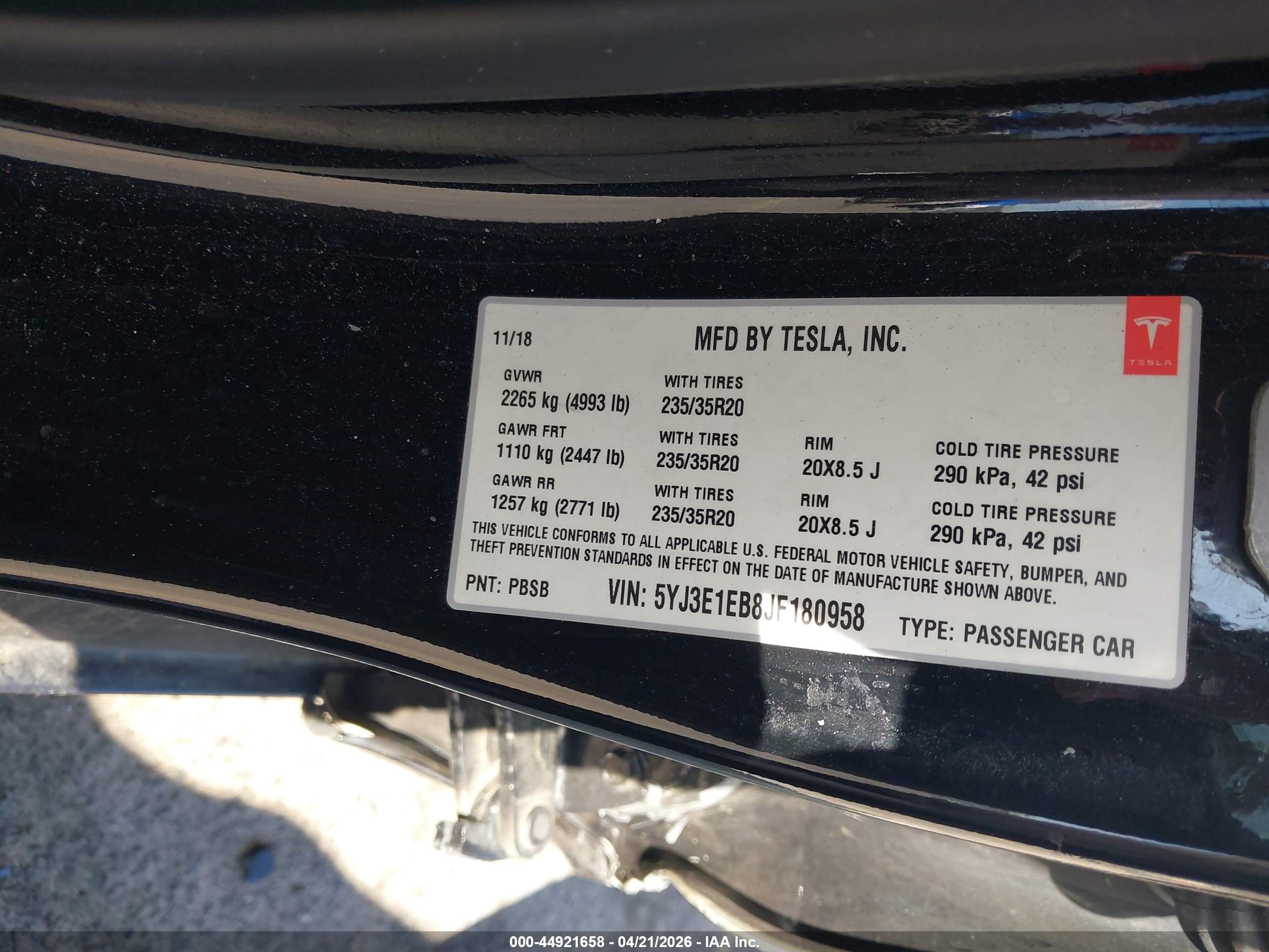 TESLA MODEL image 9