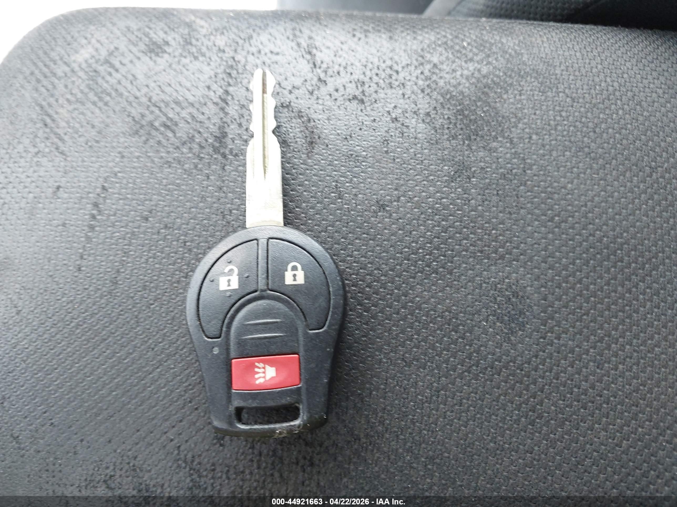NISSAN ROGUE image 11
