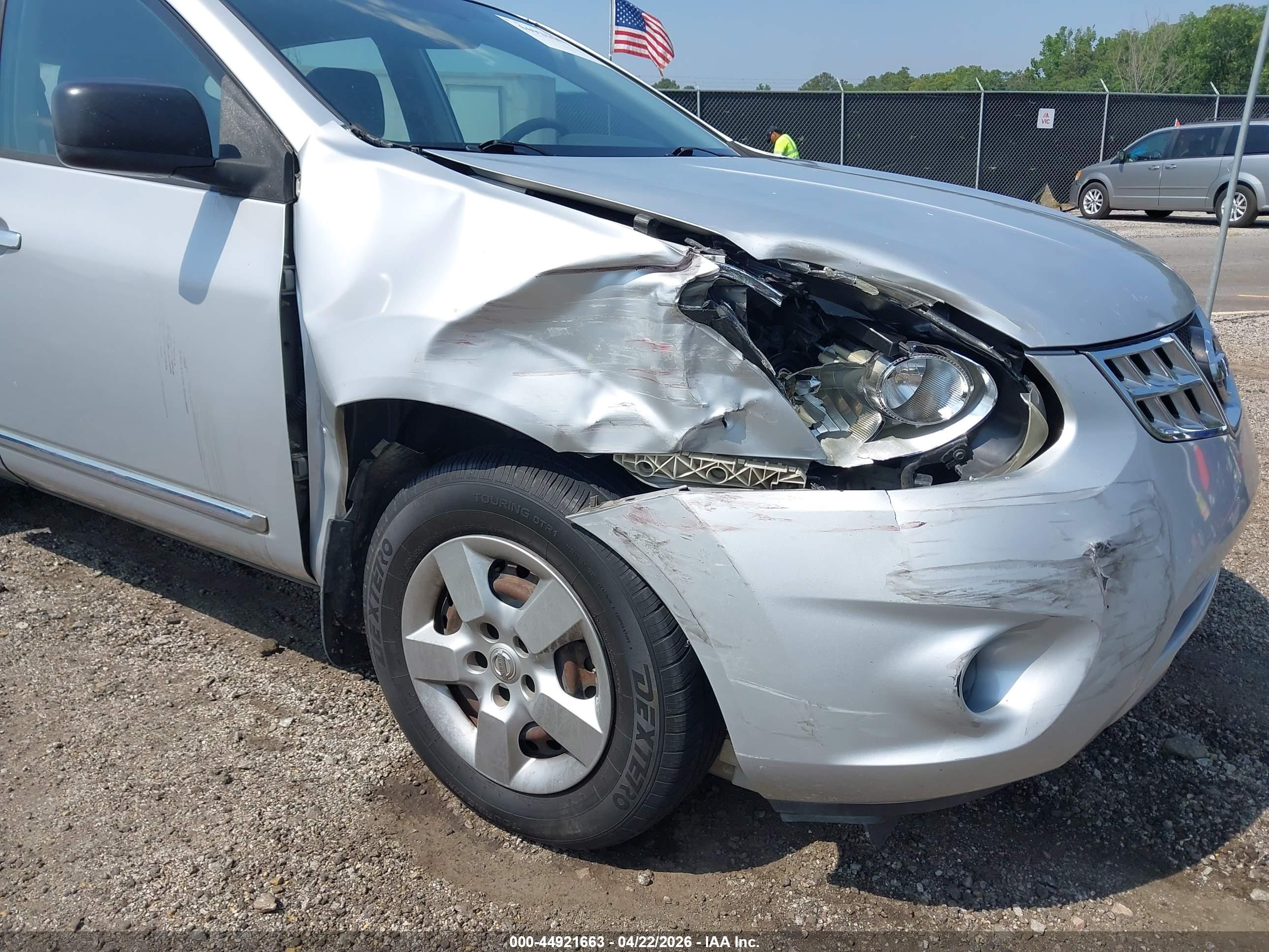 NISSAN ROGUE image 6