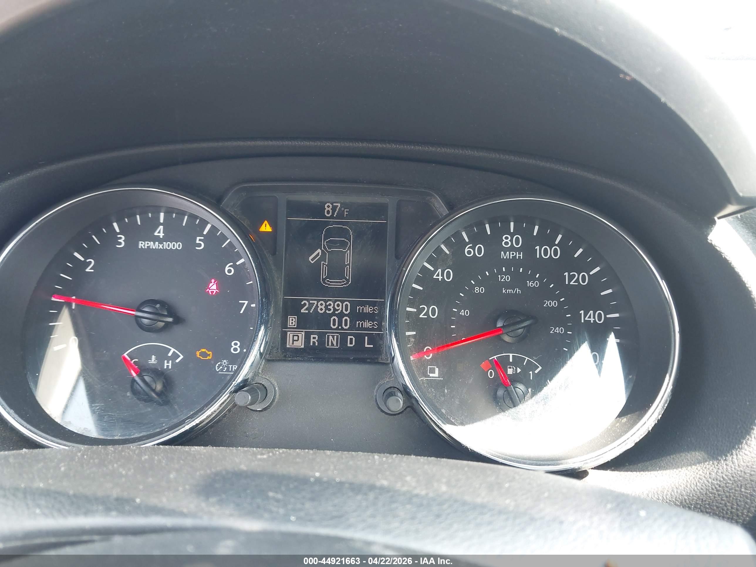 NISSAN ROGUE image 7