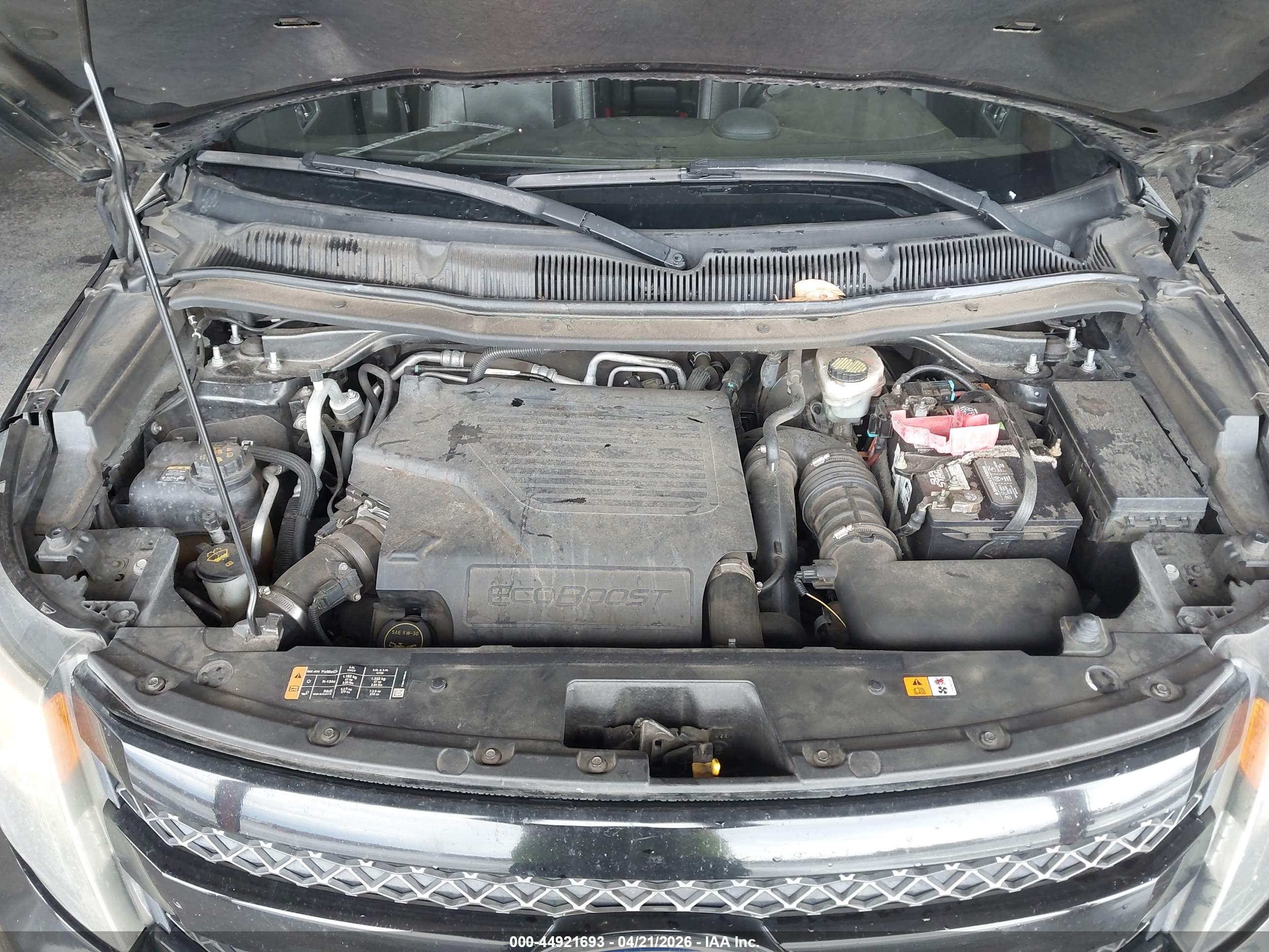 FORD EXPLORER image 10