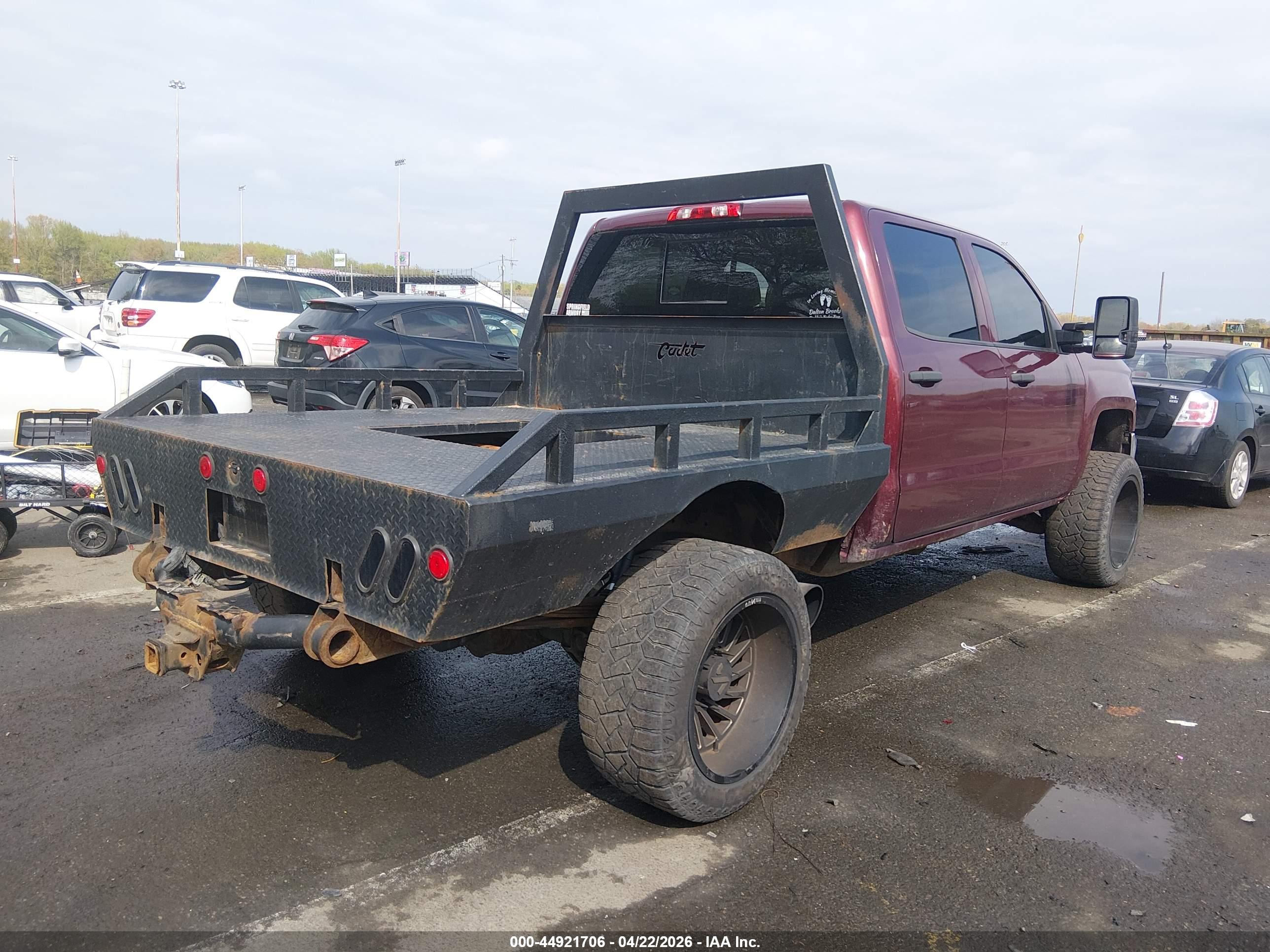 CHEVROLET SILVERADO image 4