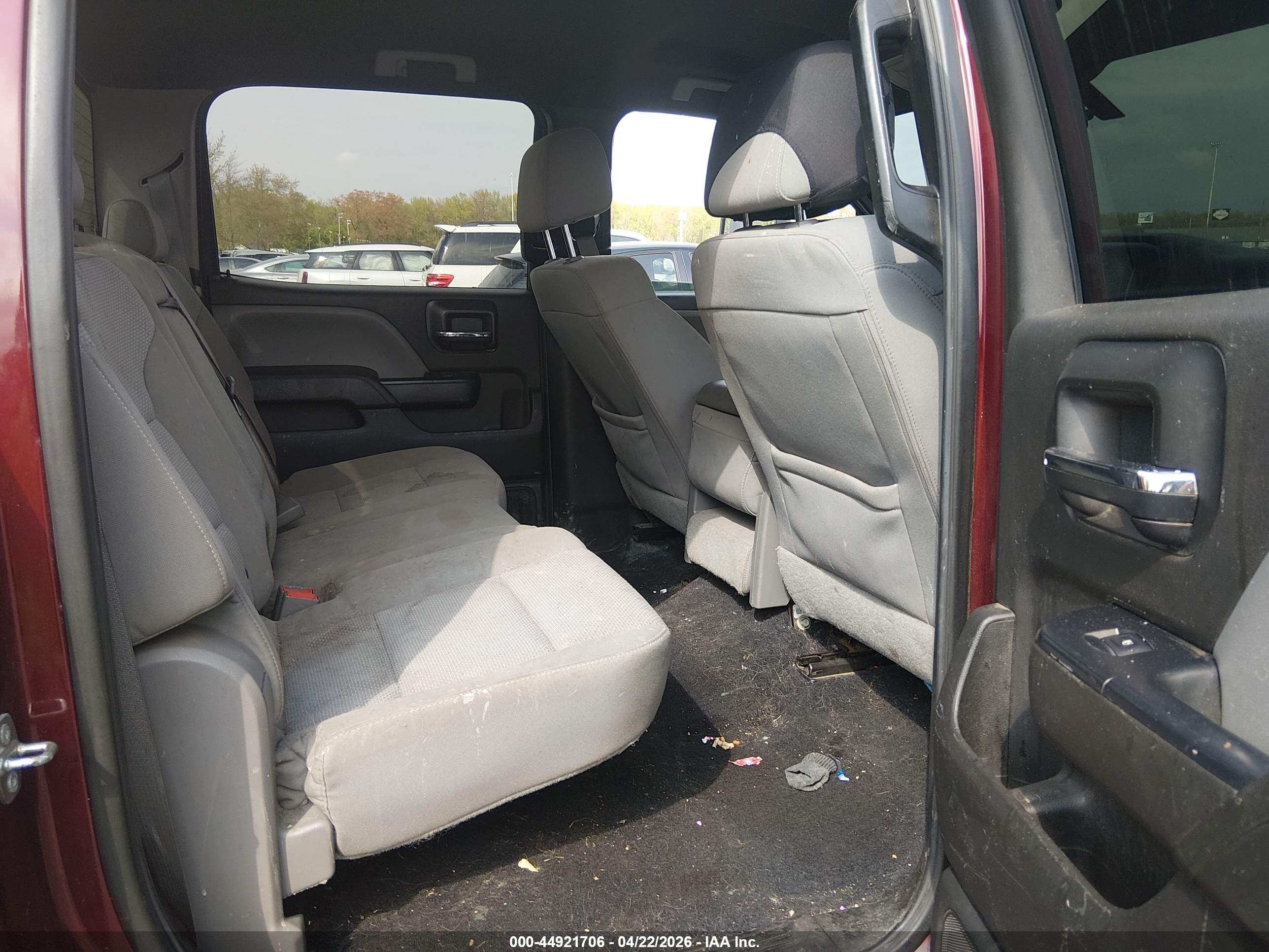 CHEVROLET SILVERADO image 8