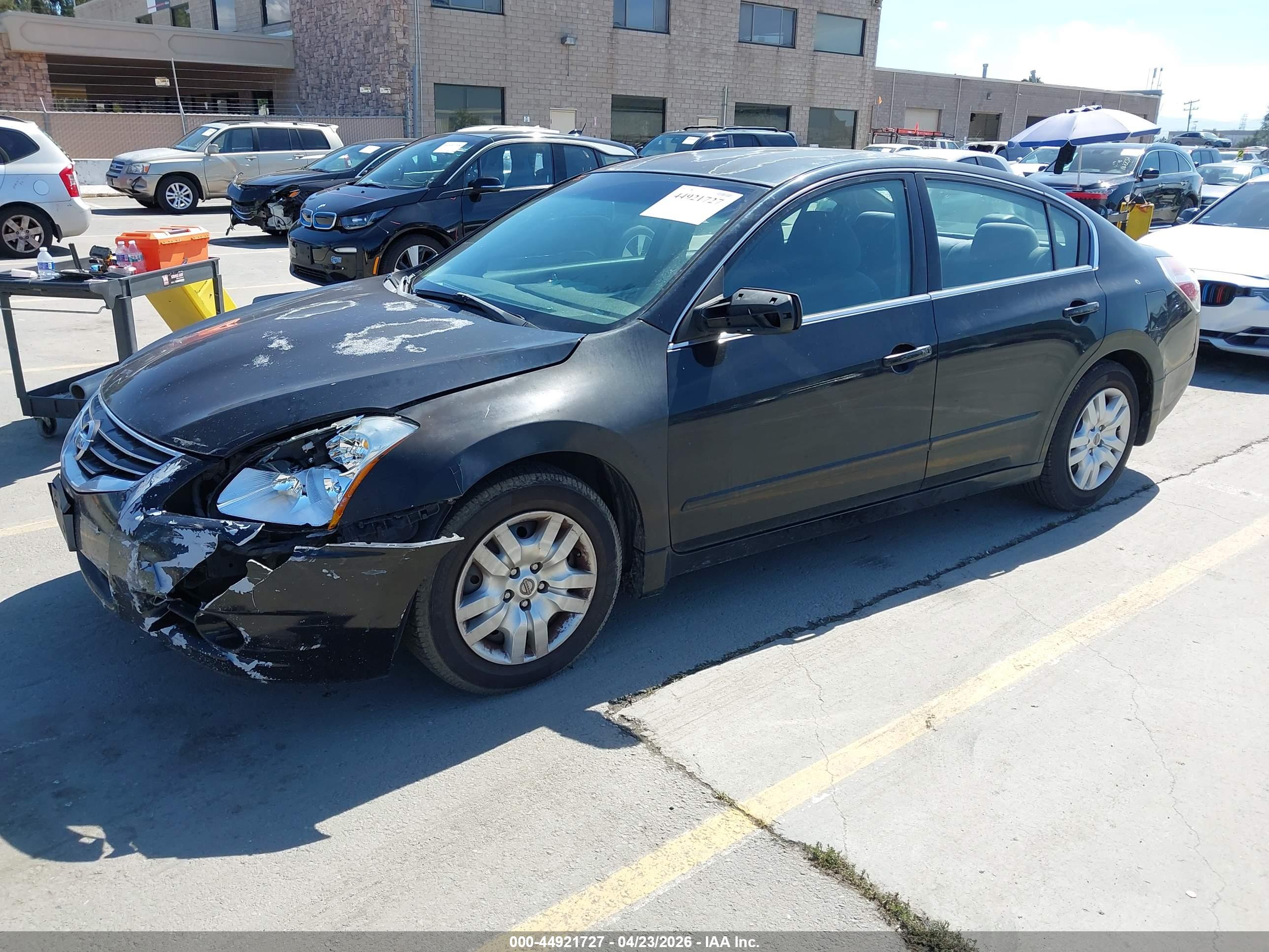 NISSAN ALTIMA image 2