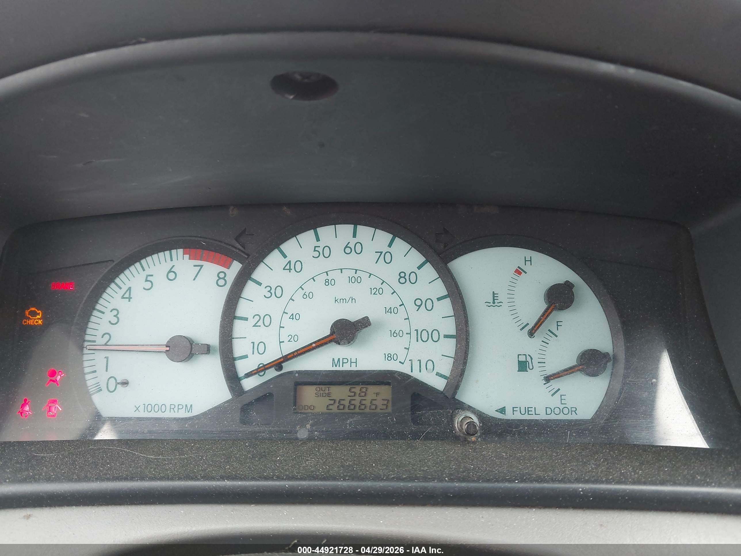 TOYOTA COROLLA image 7