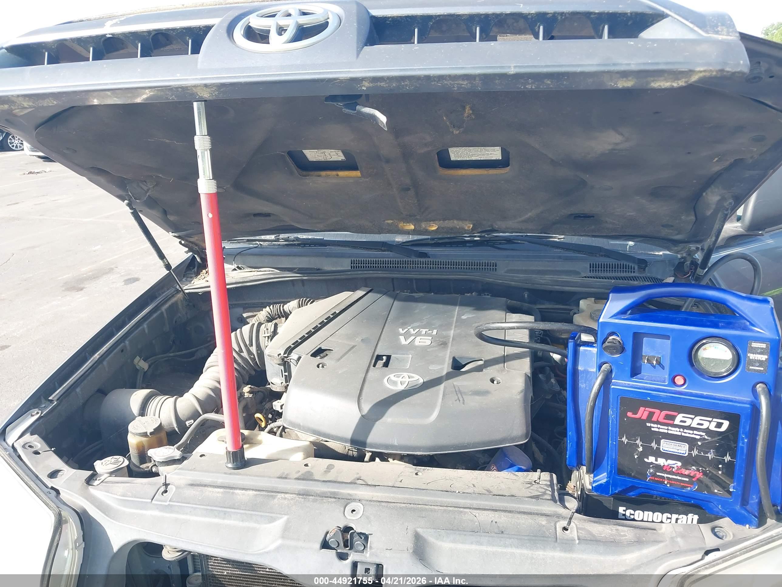 TOYOTA 4RUNNER image 10