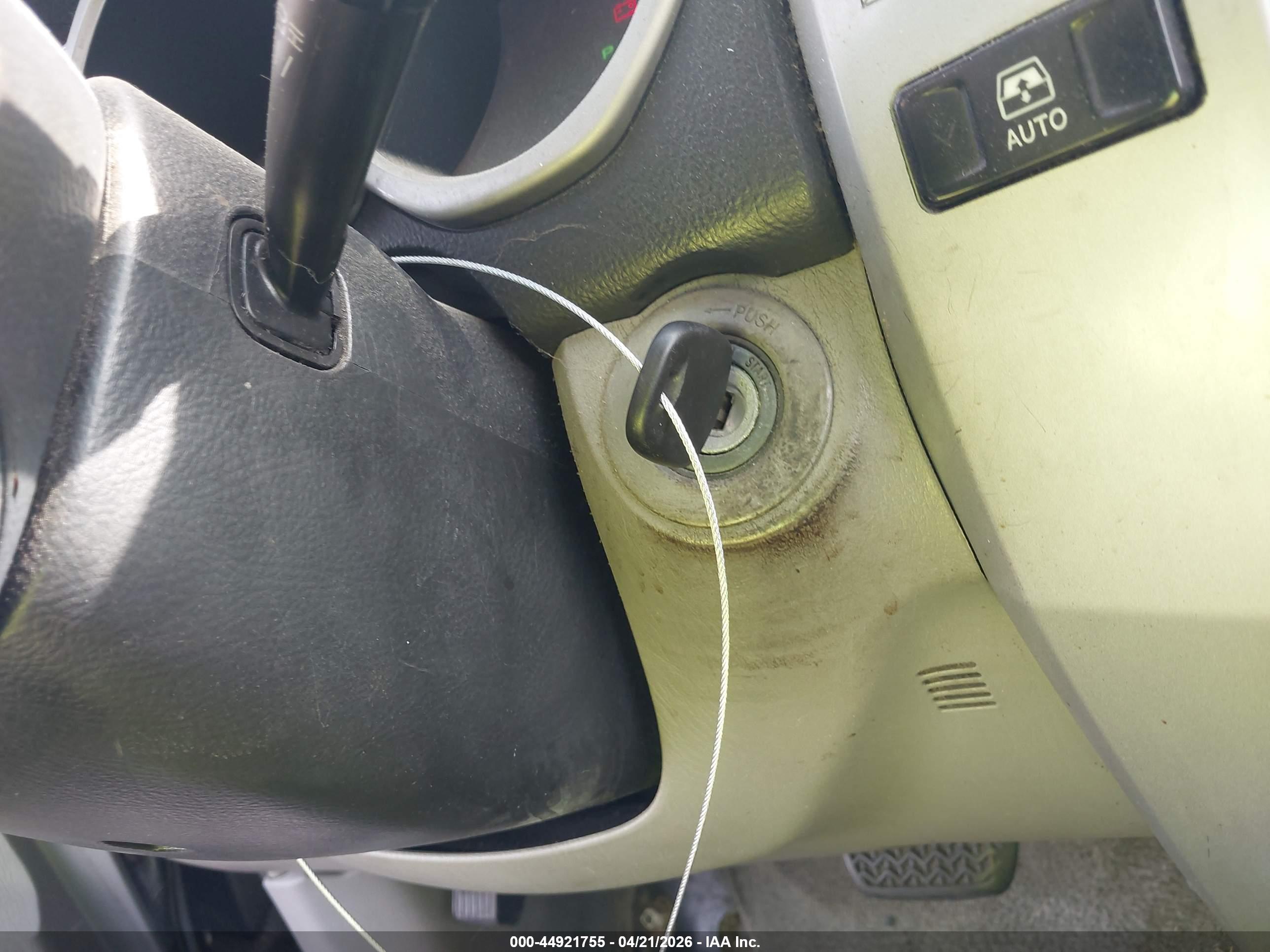 TOYOTA 4RUNNER image 11