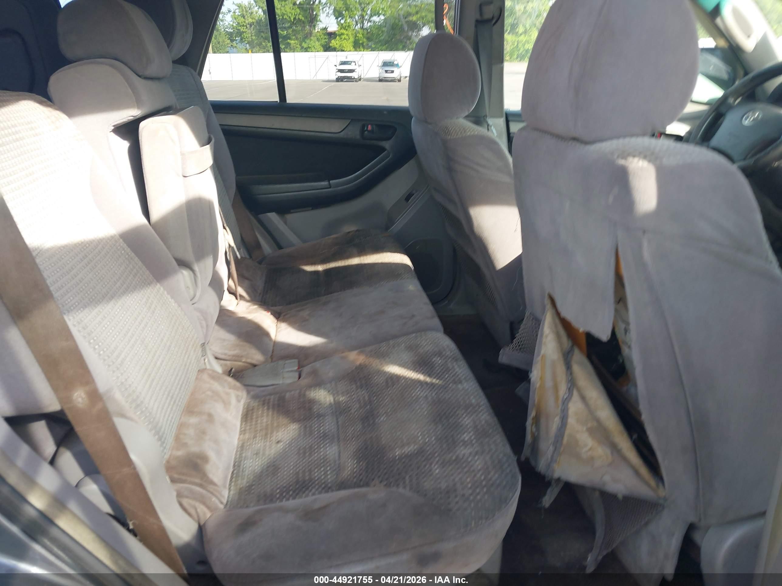 TOYOTA 4RUNNER image 8