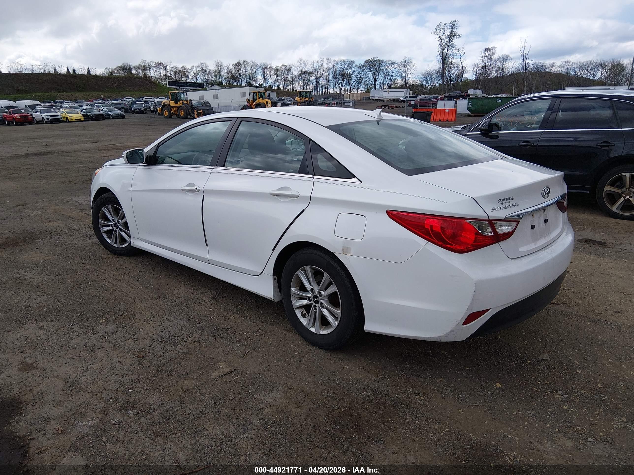 HYUNDAI SONATA image 3