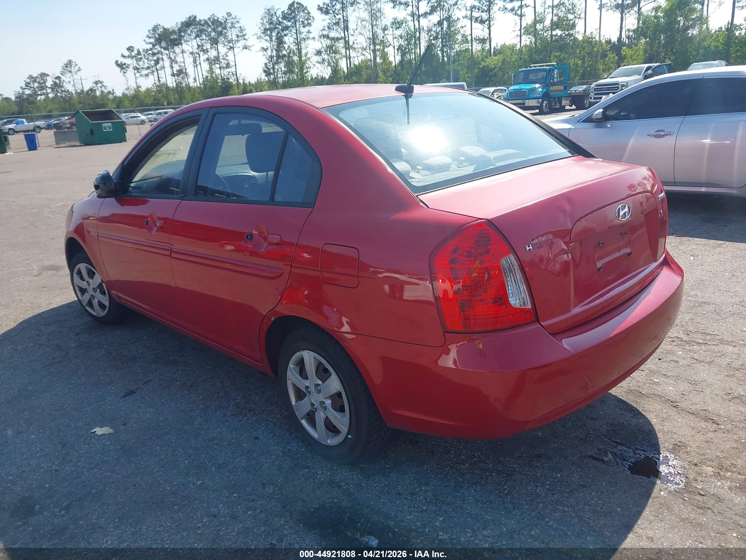 HYUNDAI ACCENT image 3