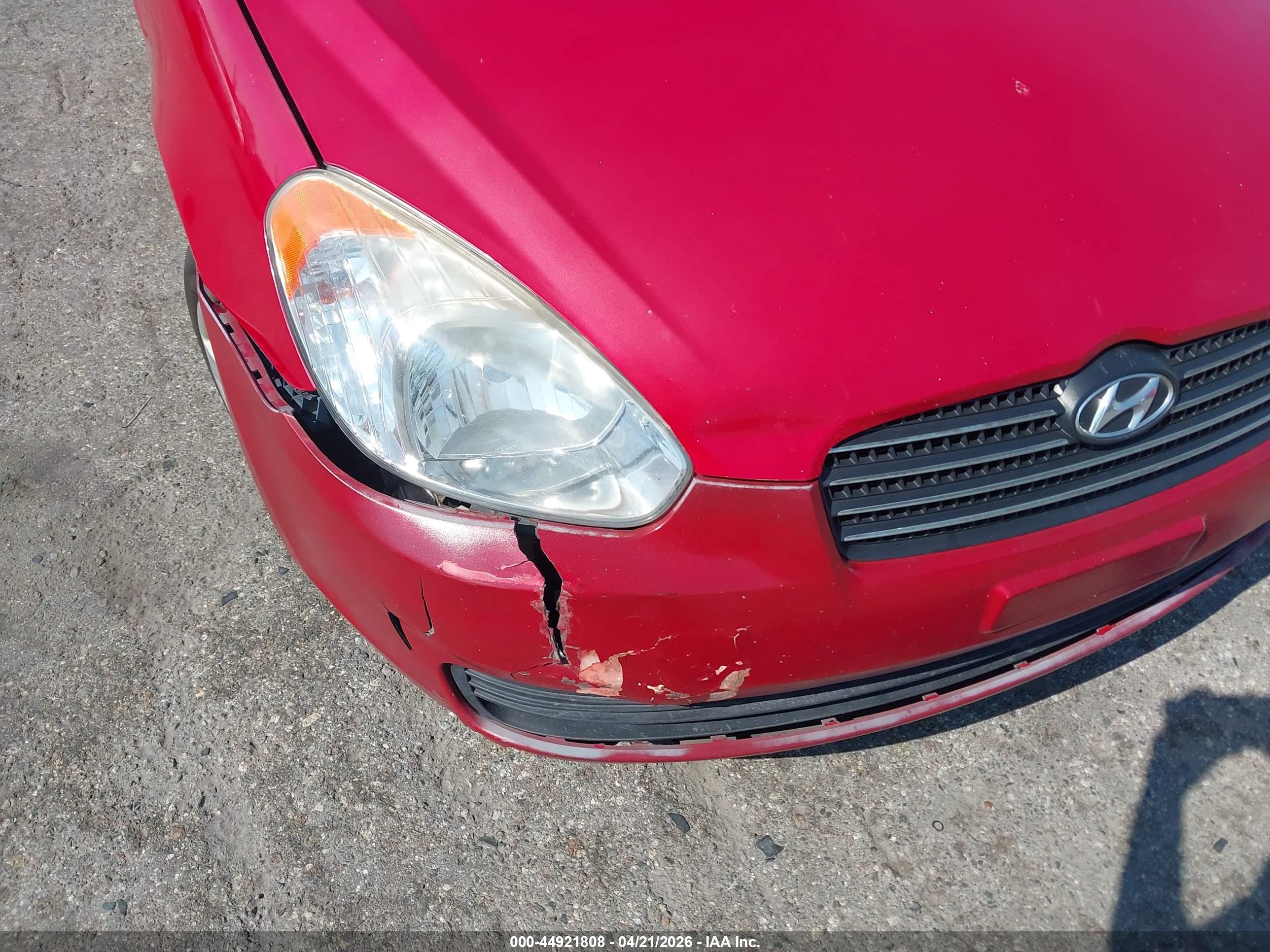 HYUNDAI ACCENT image 6