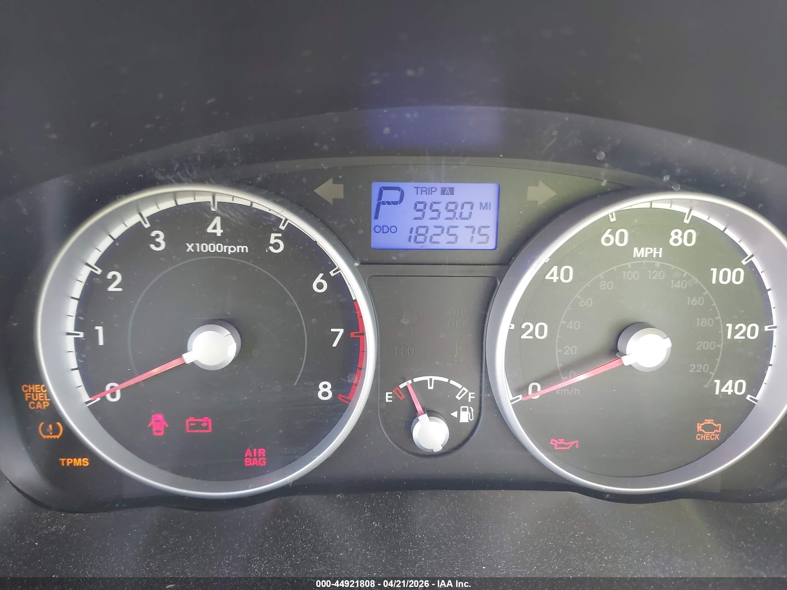 HYUNDAI ACCENT image 7