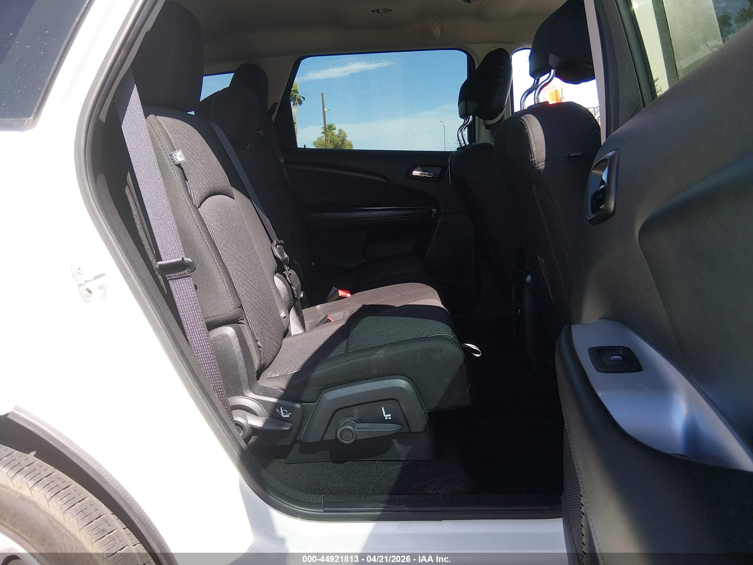 DODGE JOURNEY image 8