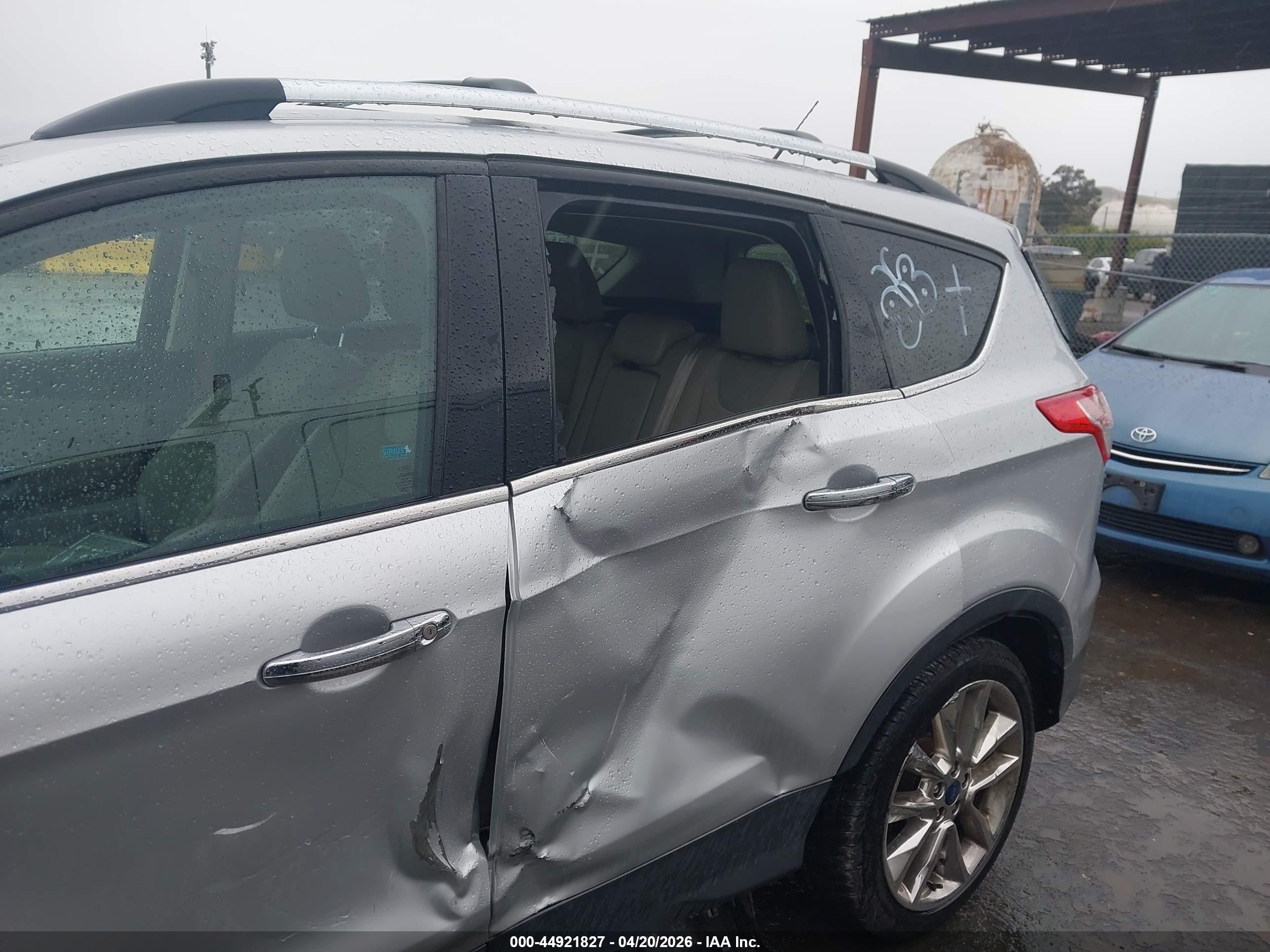 FORD ESCAPE image 6