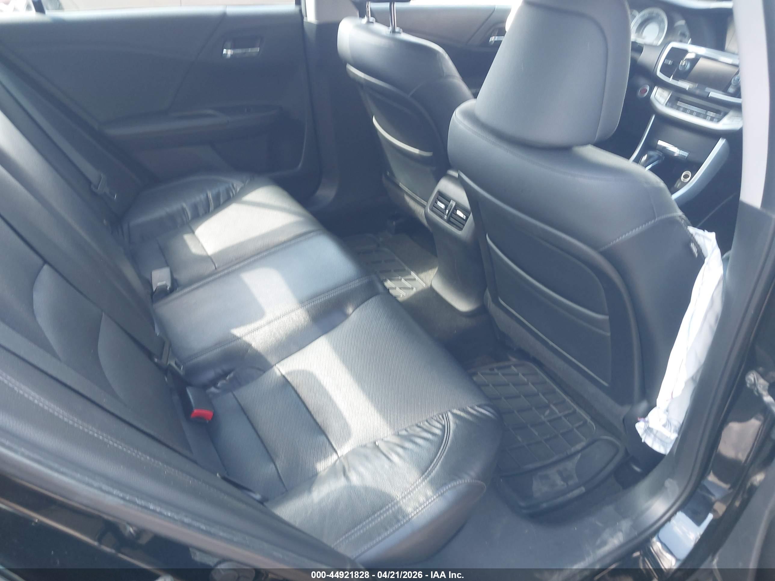 HONDA ACCORD image 8