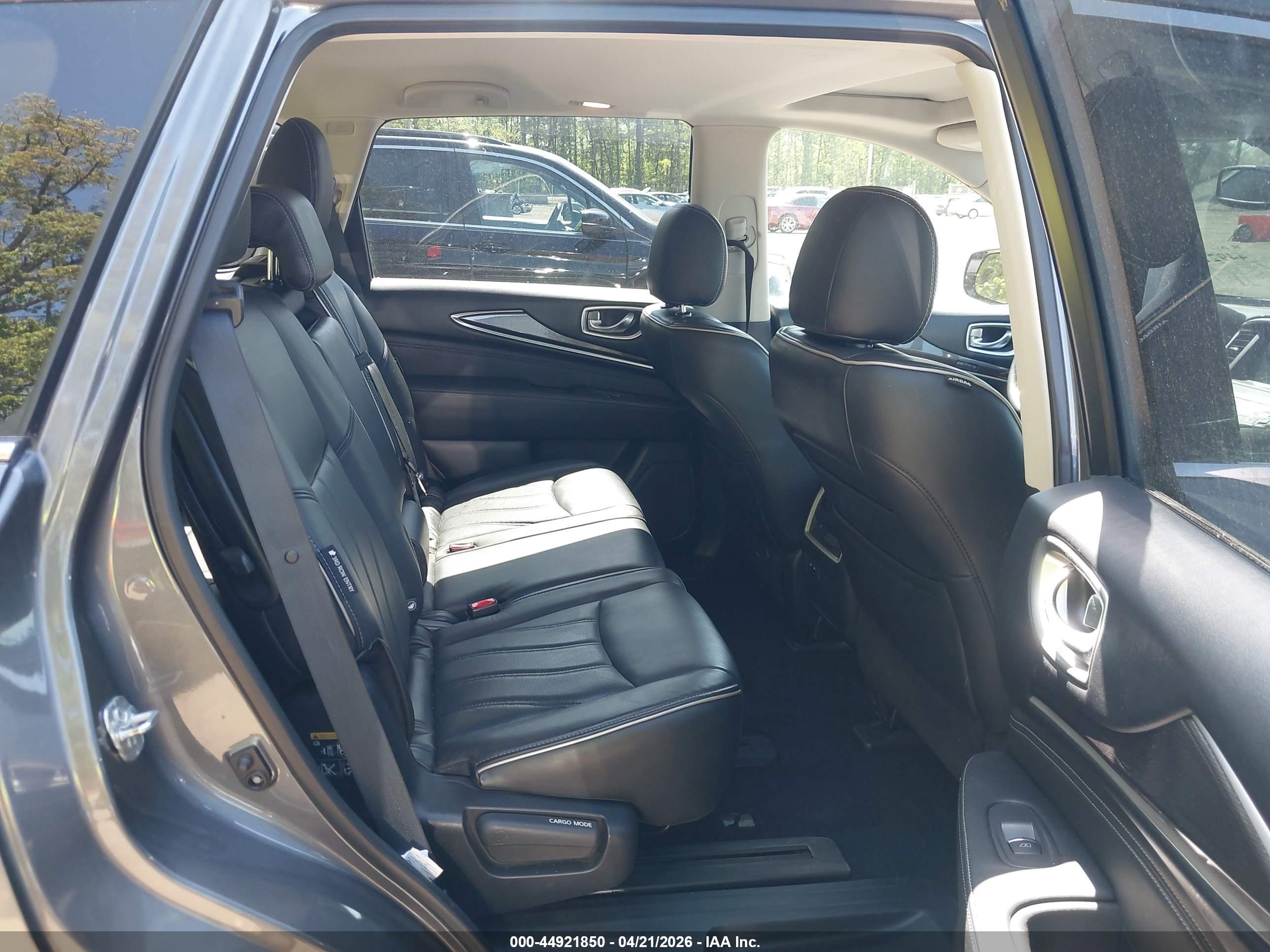 INFINITI QX60 image 8