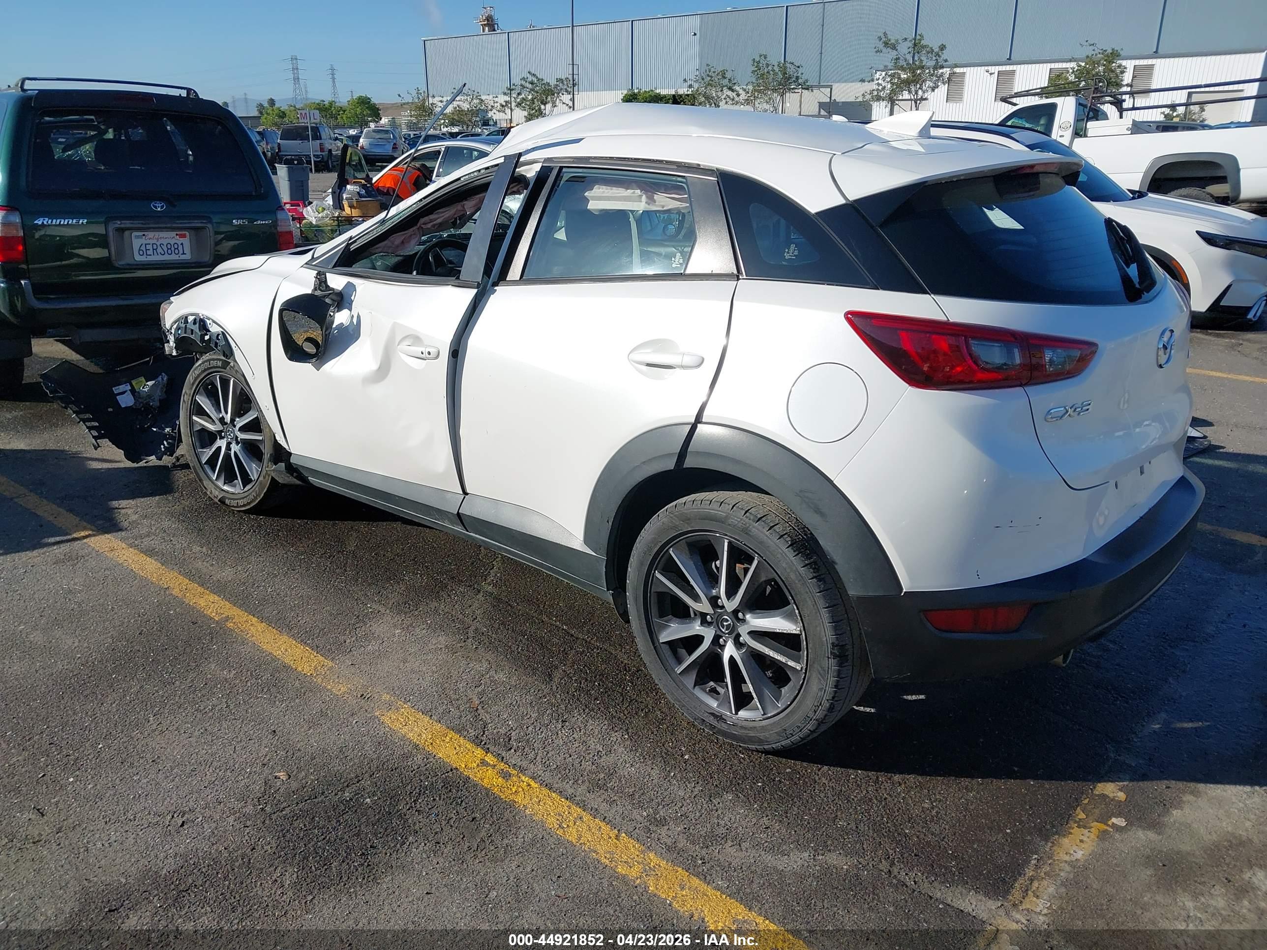 MAZDA CX-3 image 3