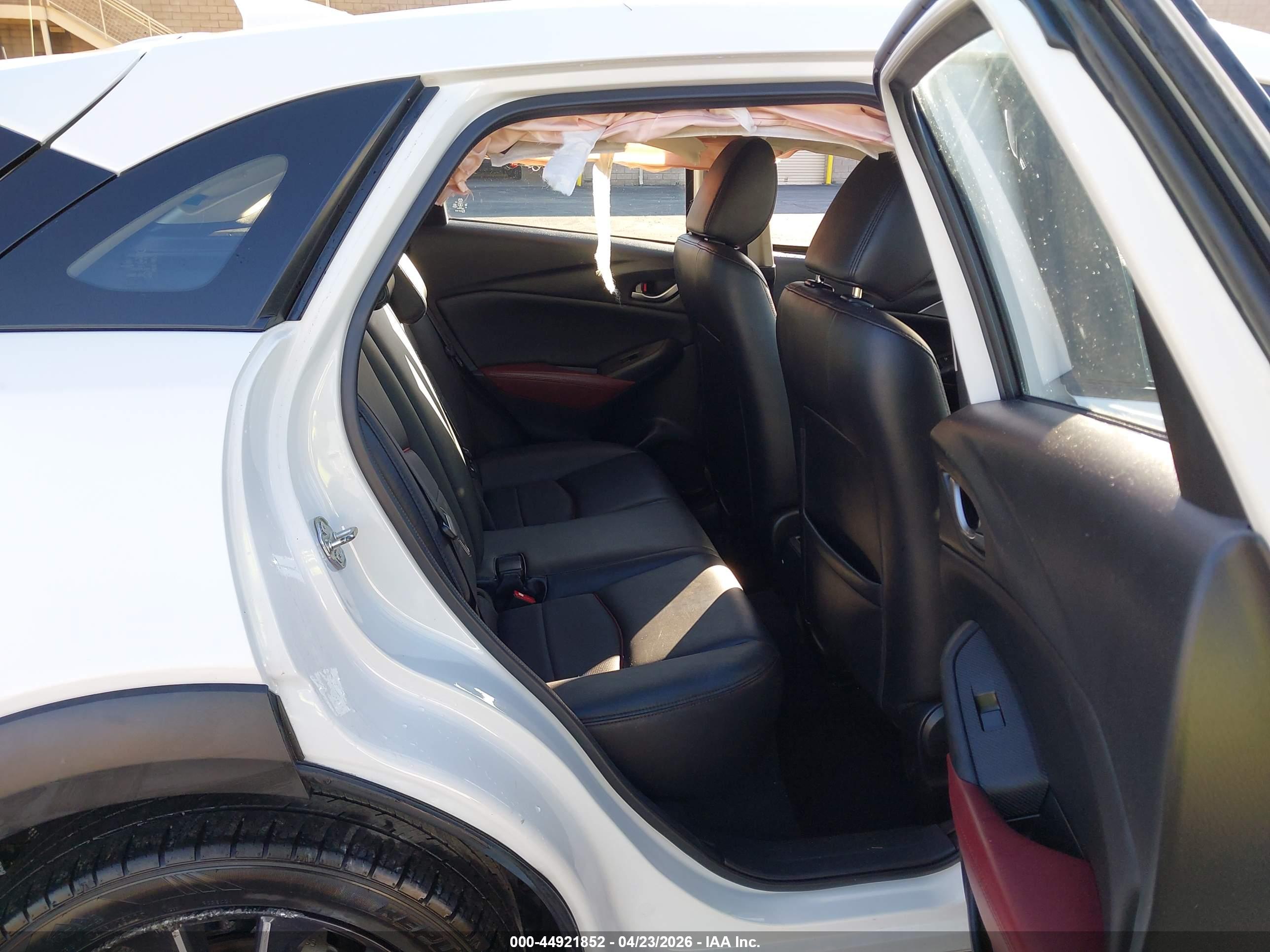MAZDA CX-3 image 8