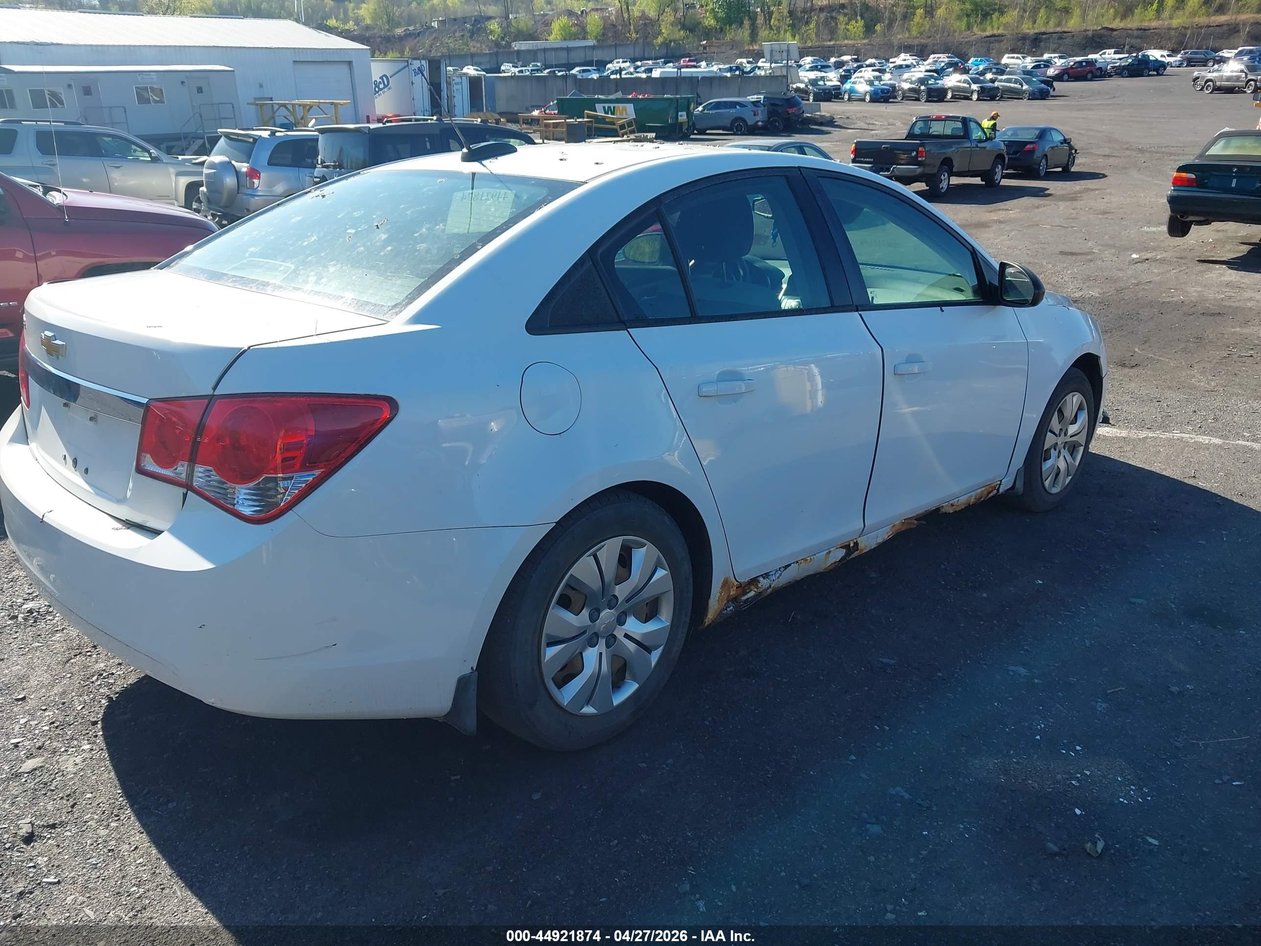 CHEVROLET CRUZE image 4