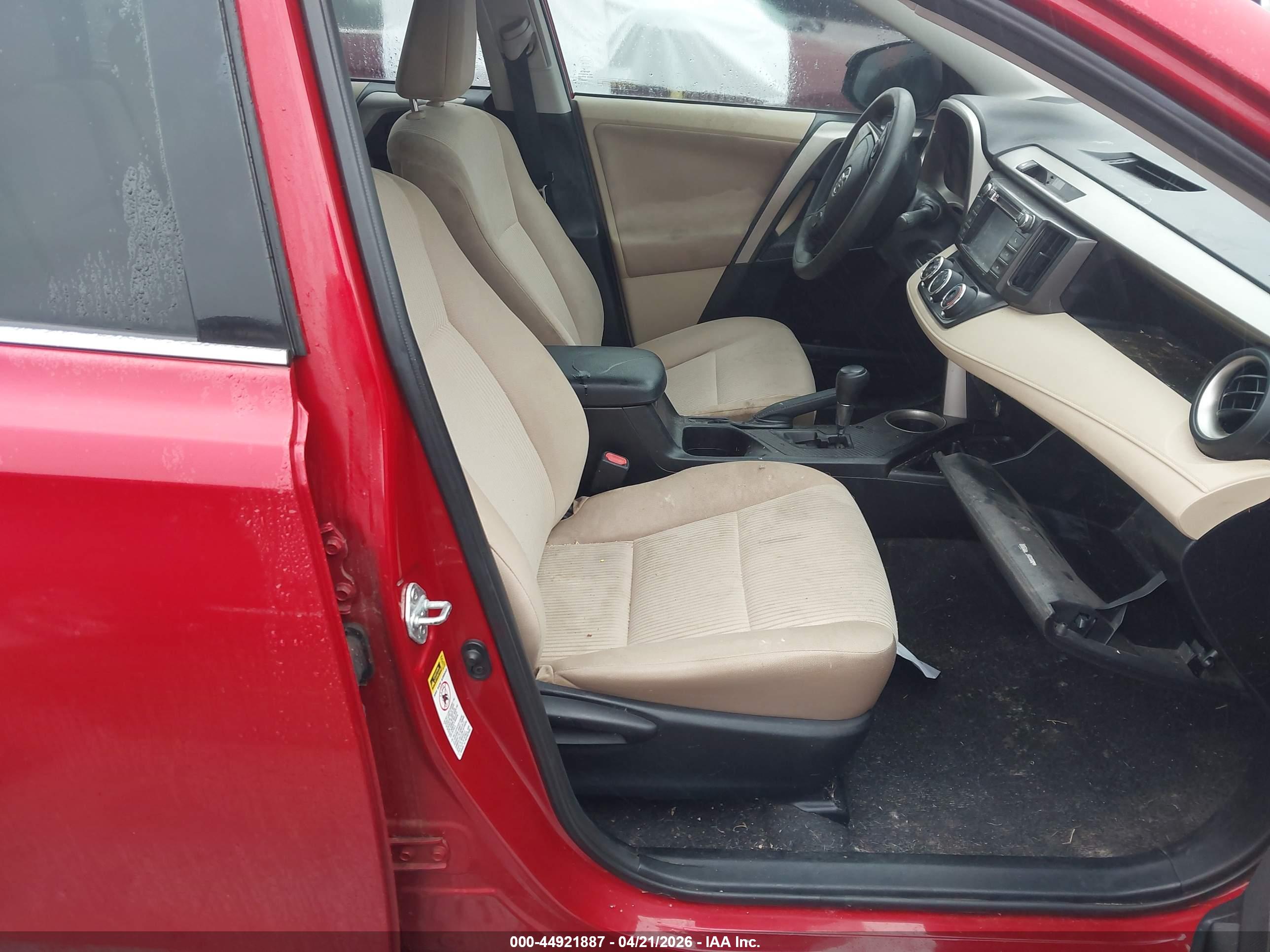TOYOTA RAV4 image 5