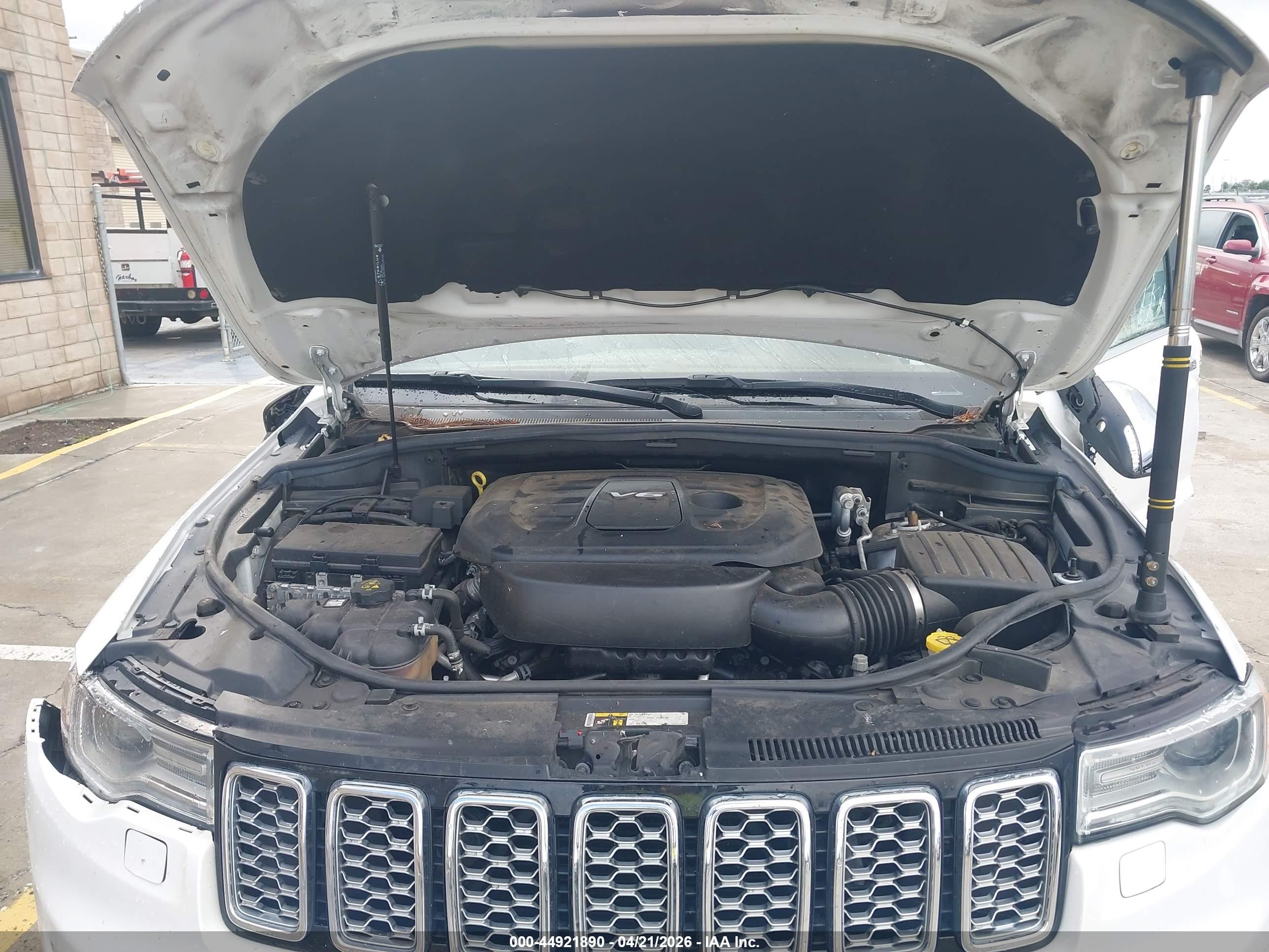 JEEP GRAND image 10