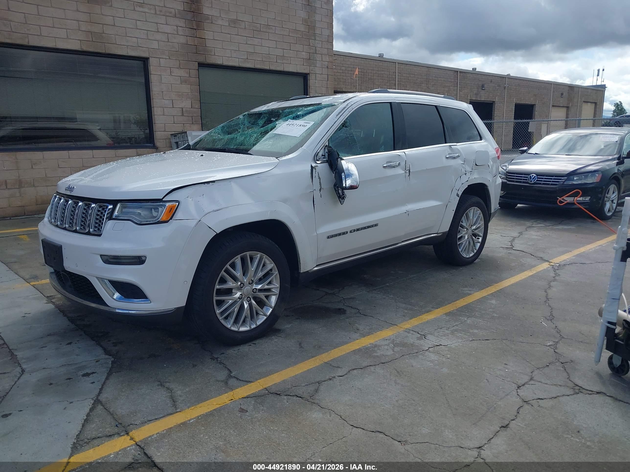 JEEP GRAND image 2