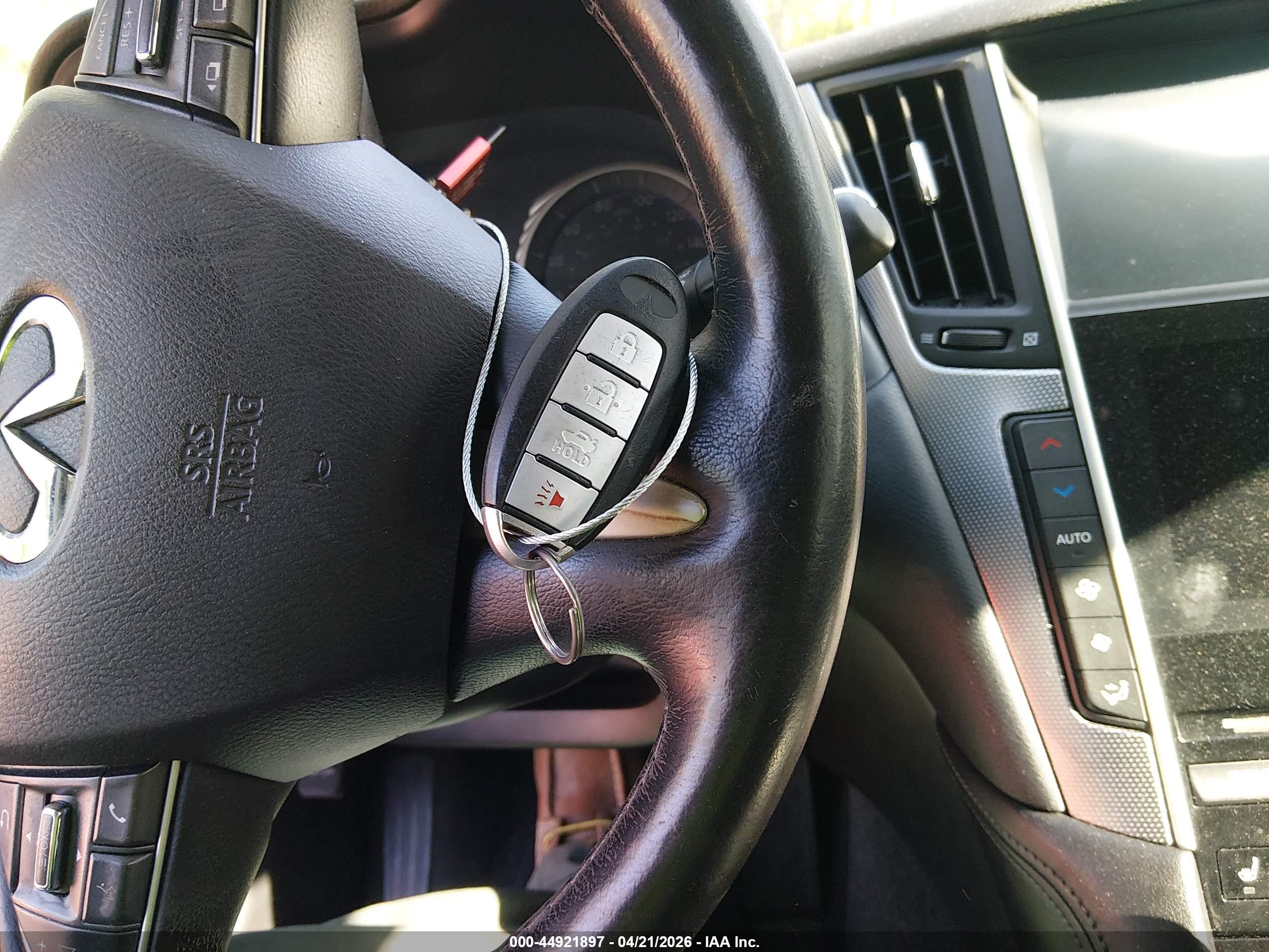 INFINITI Q50 image 11