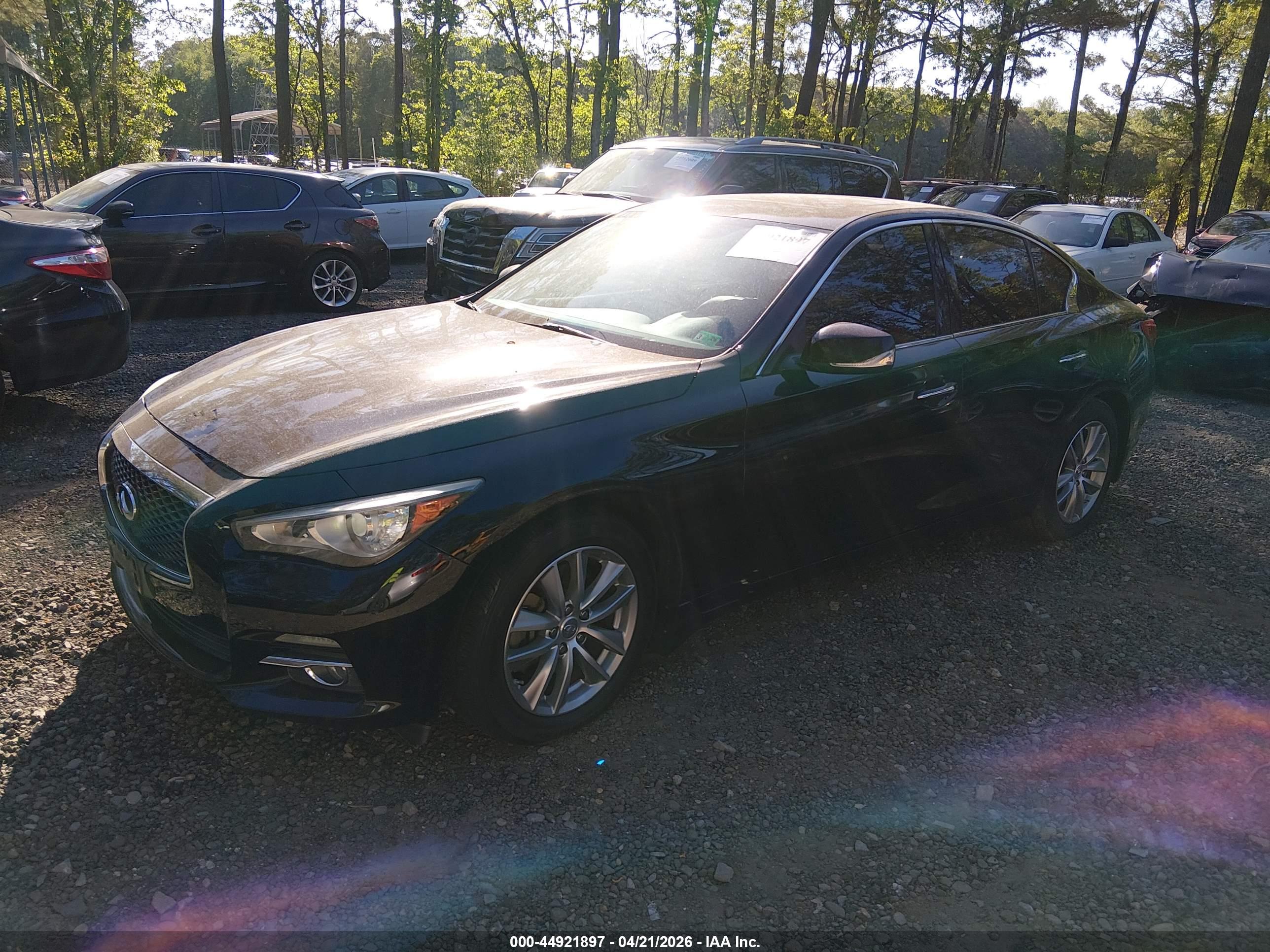 INFINITI Q50 image 2