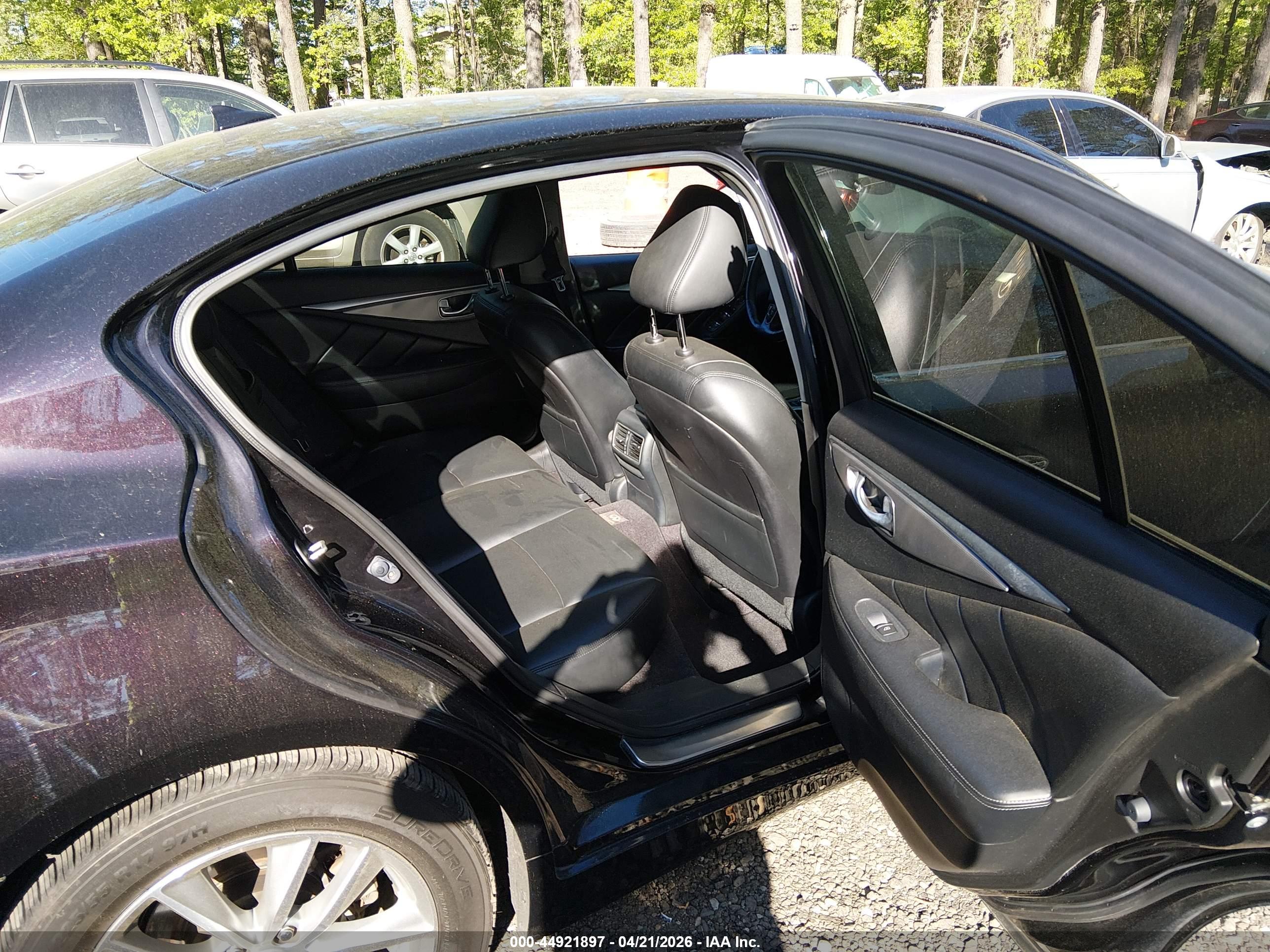 INFINITI Q50 image 8