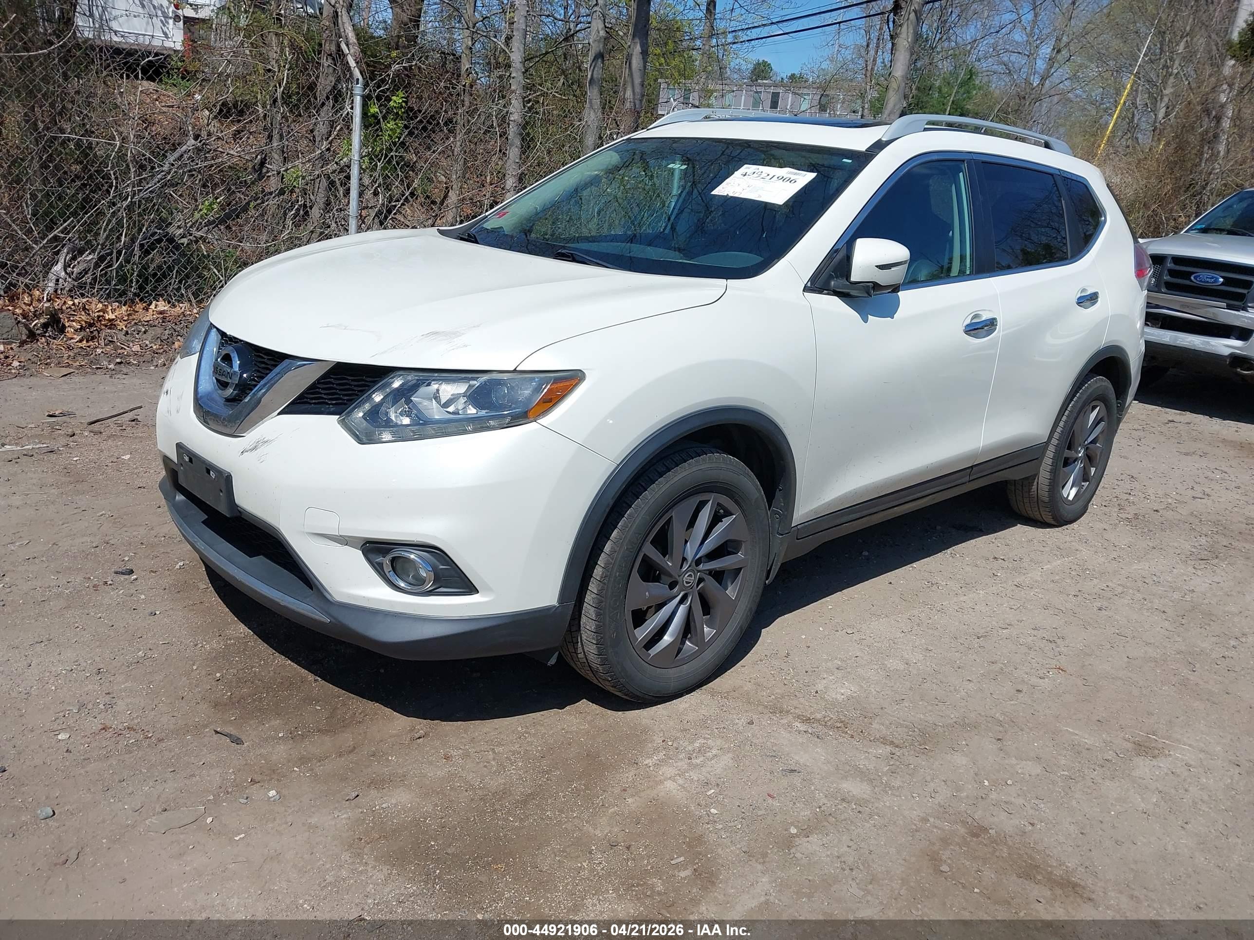 NISSAN ROGUE image 2