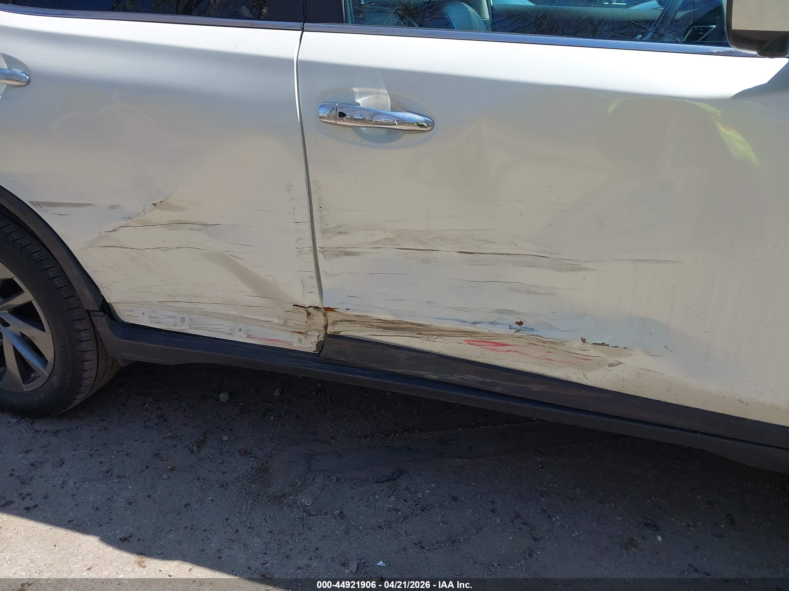 NISSAN ROGUE image 6