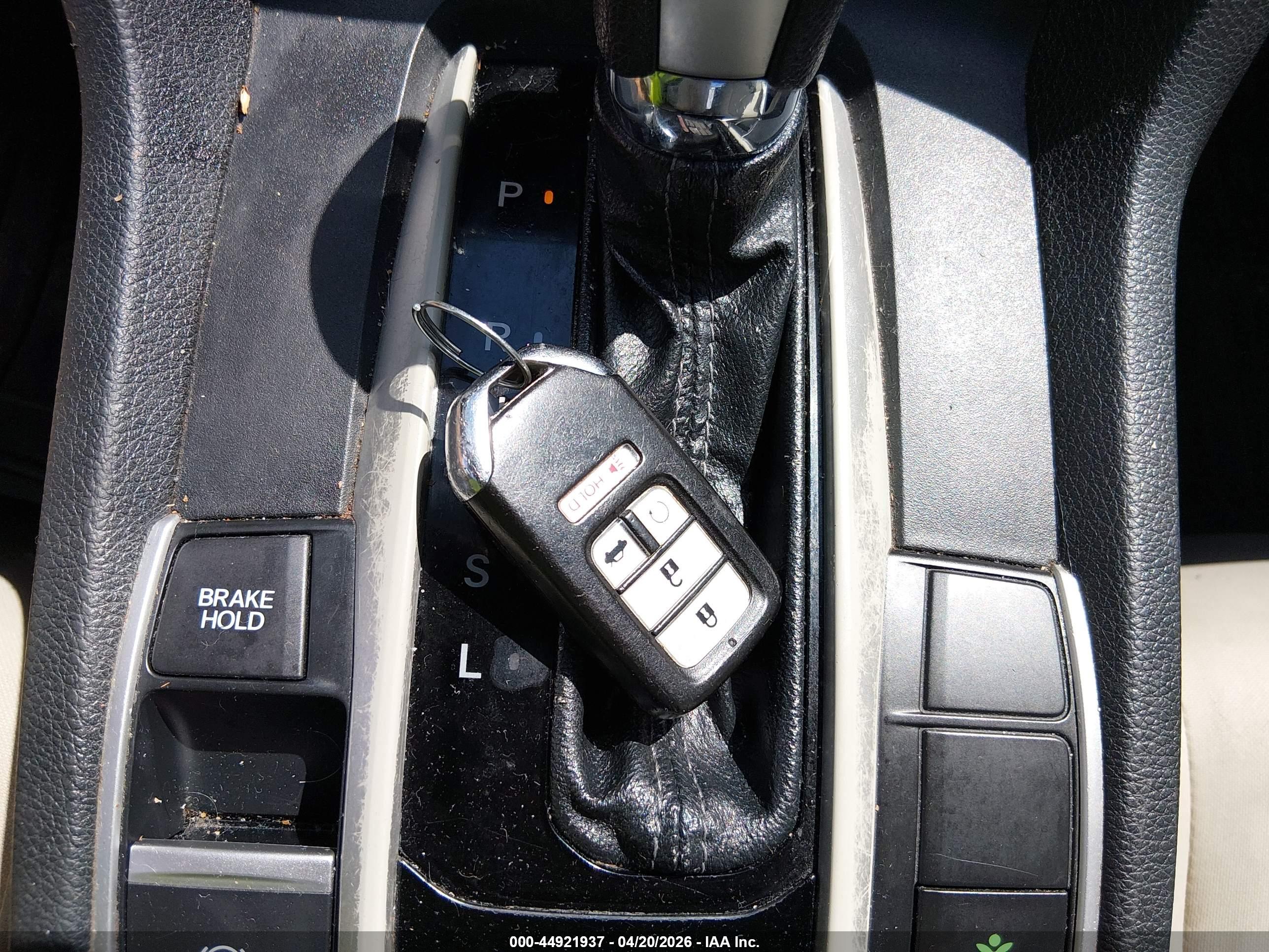 HONDA CIVIC image 11