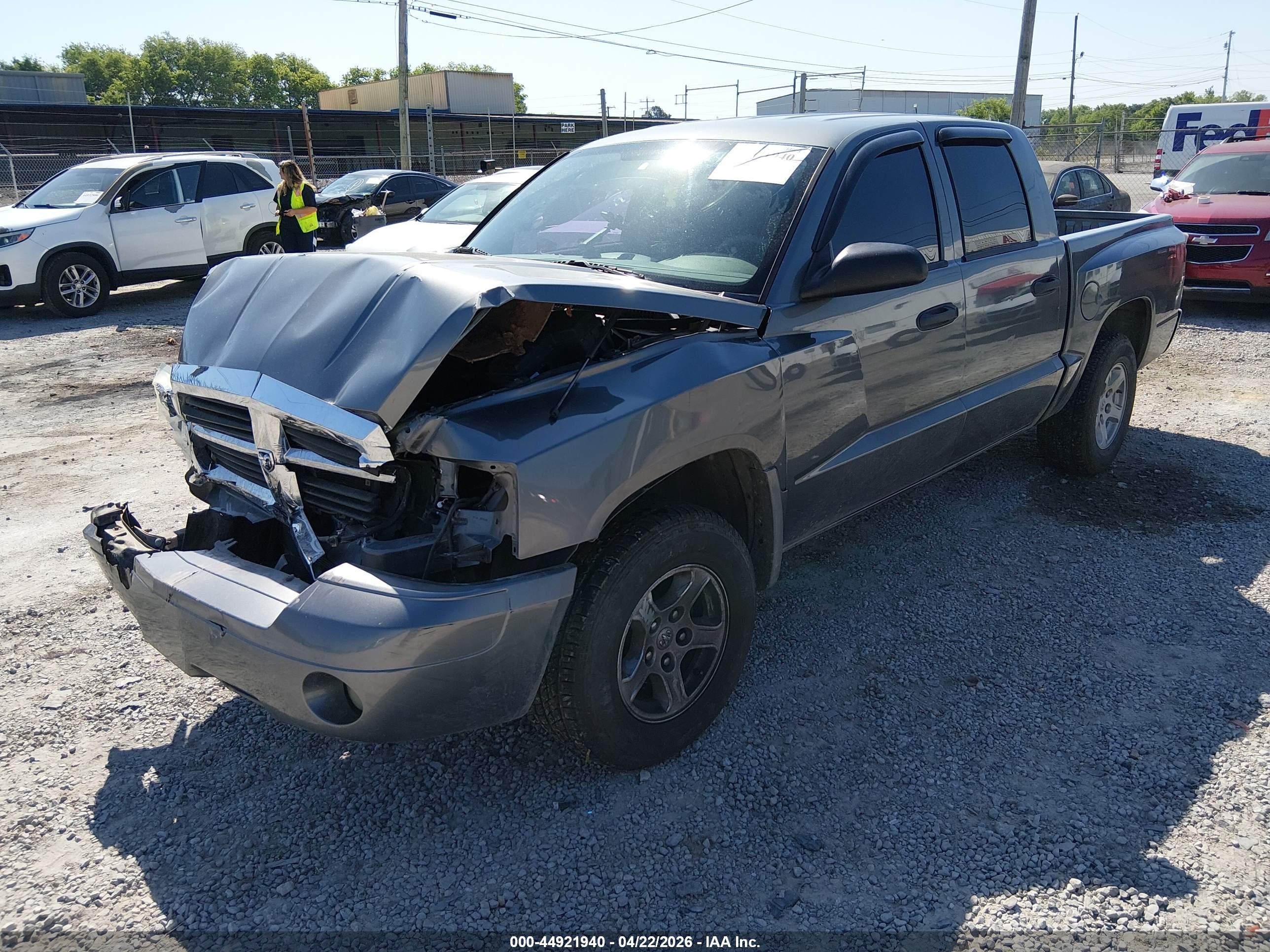 DODGE DAKOTA image 2