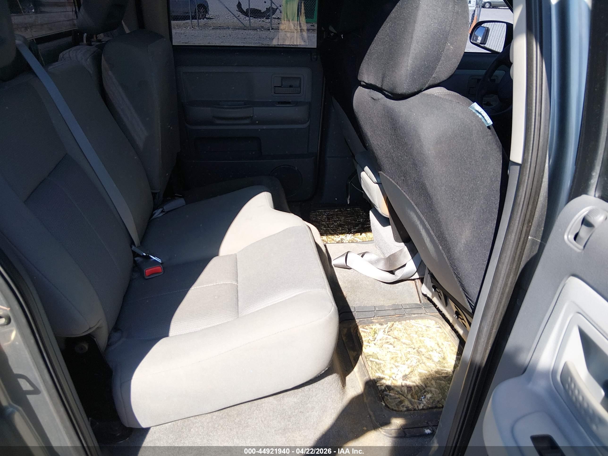 DODGE DAKOTA image 8