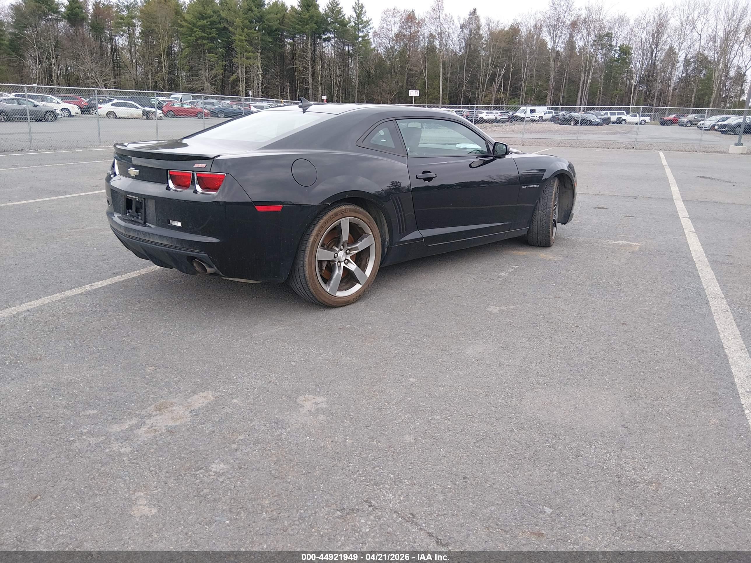 CHEVROLET CAMARO image 4