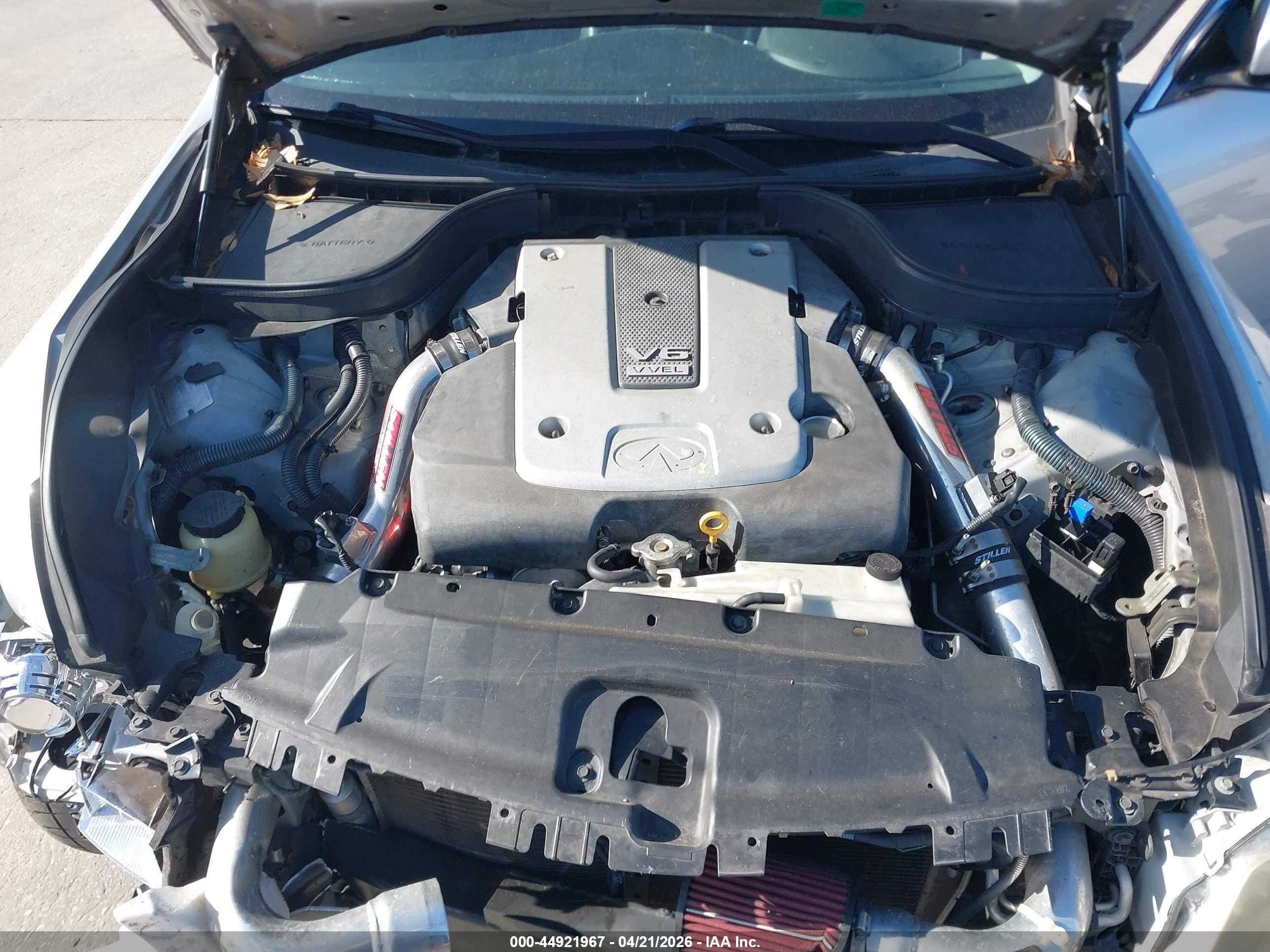 INFINITI G37 image 10