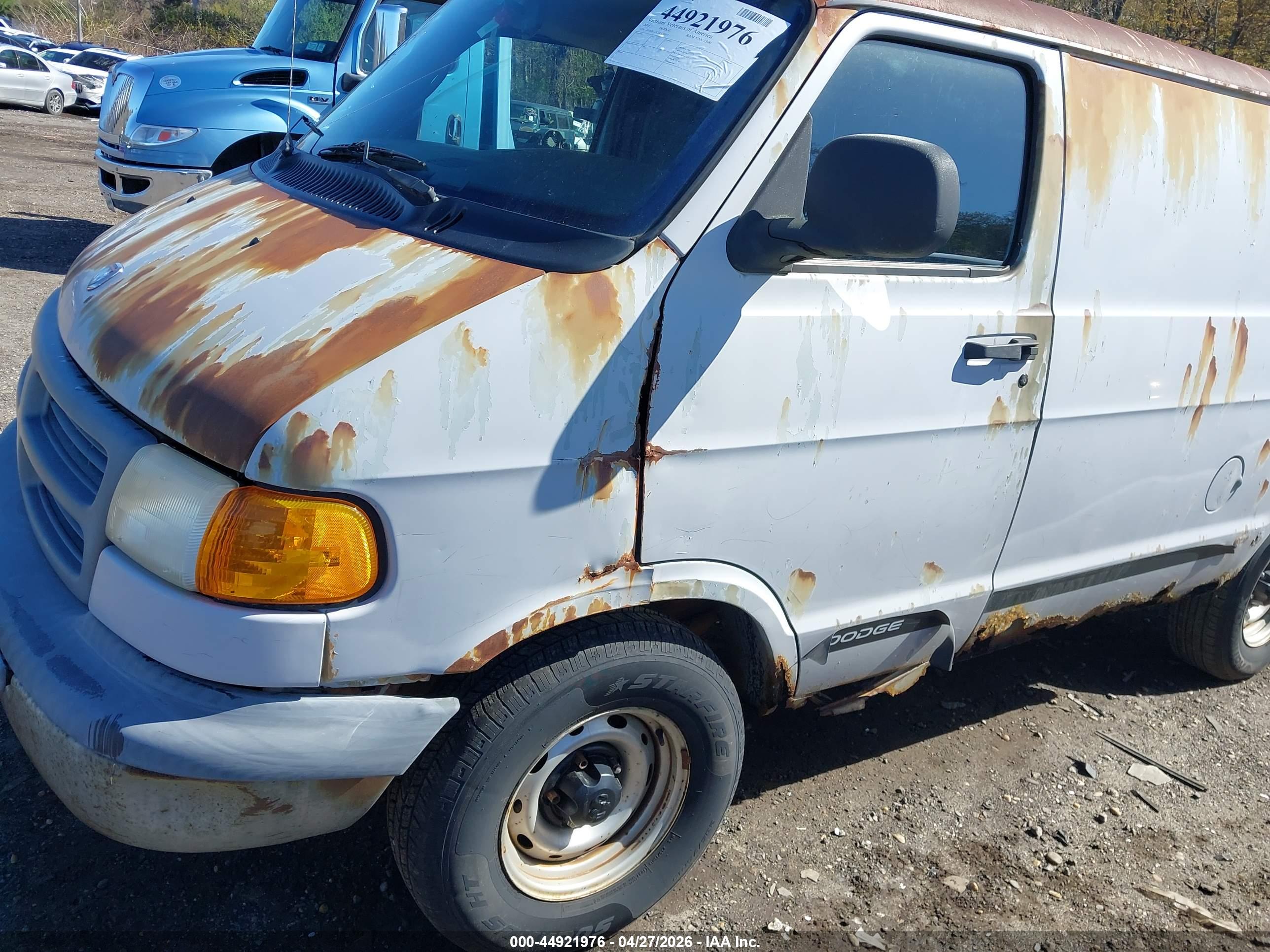 DODGE RAM image 6