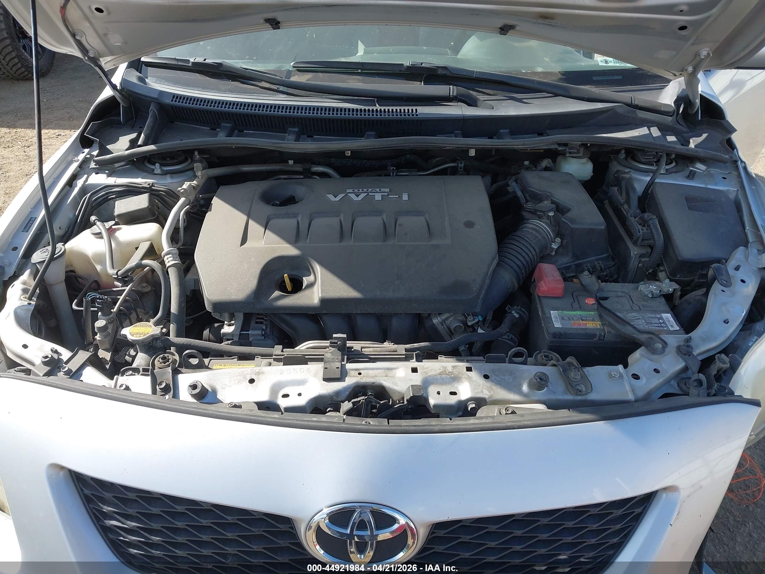 TOYOTA COROLLA image 10