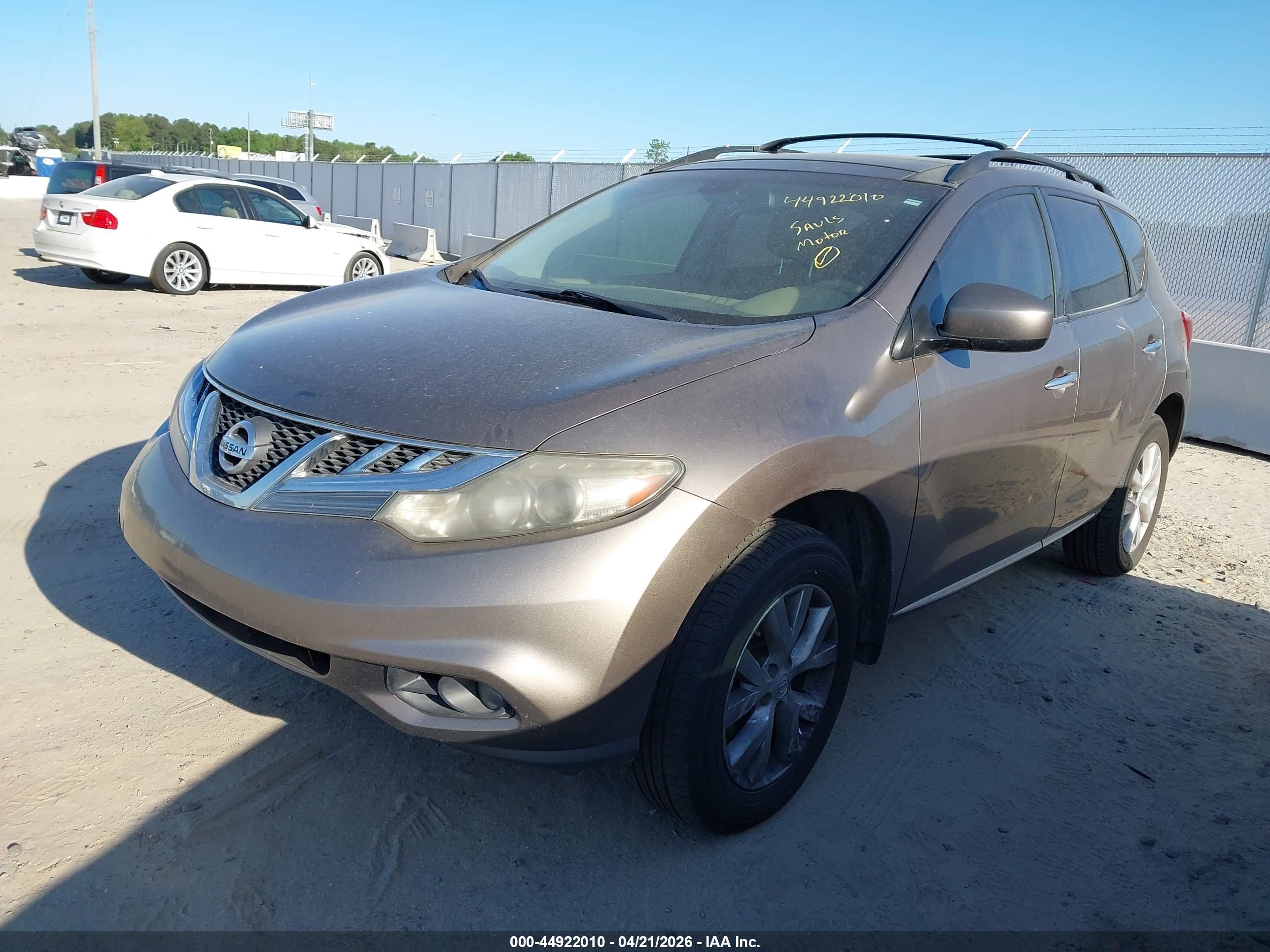 NISSAN MURANO image 2
