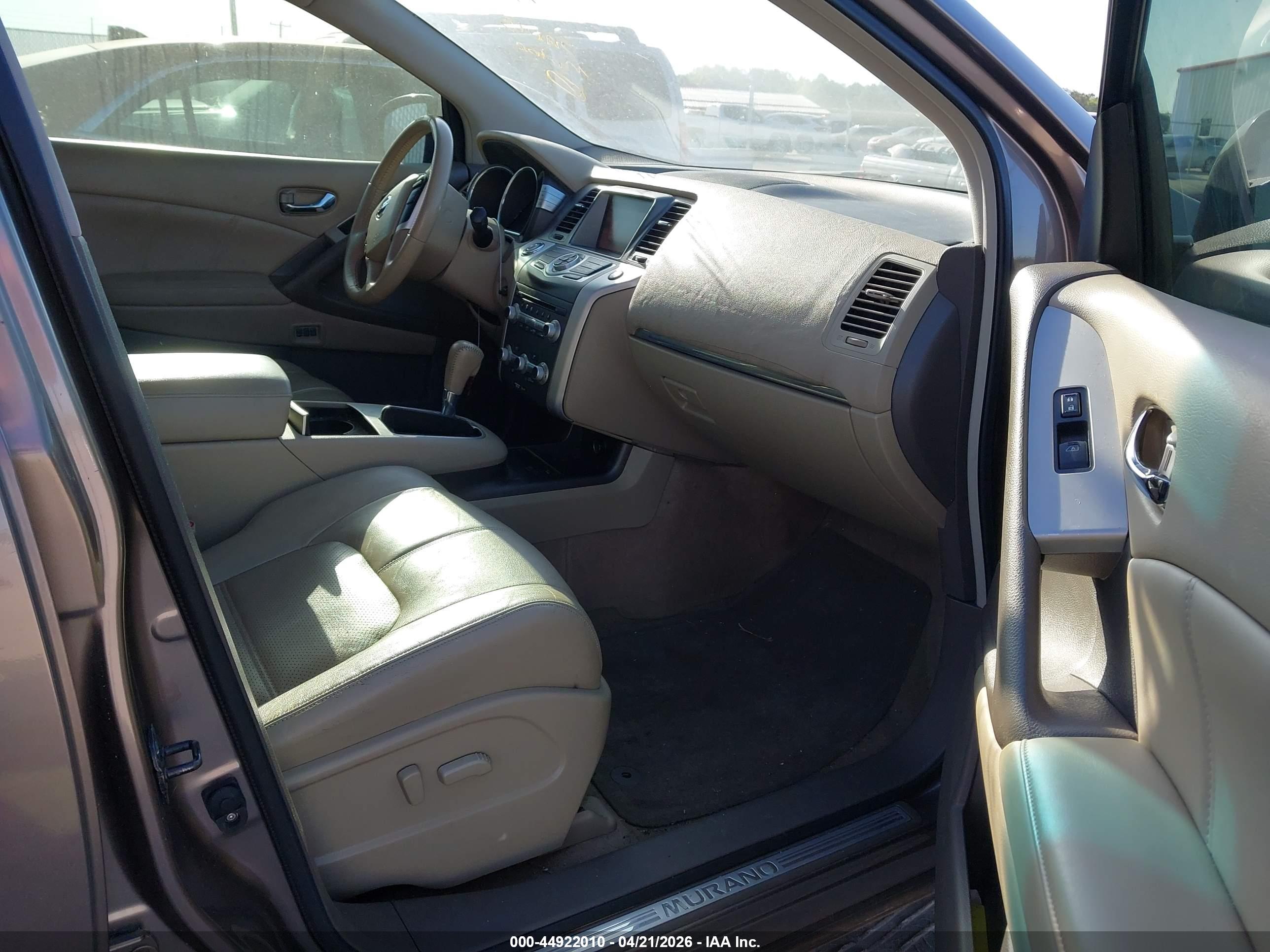NISSAN MURANO image 5