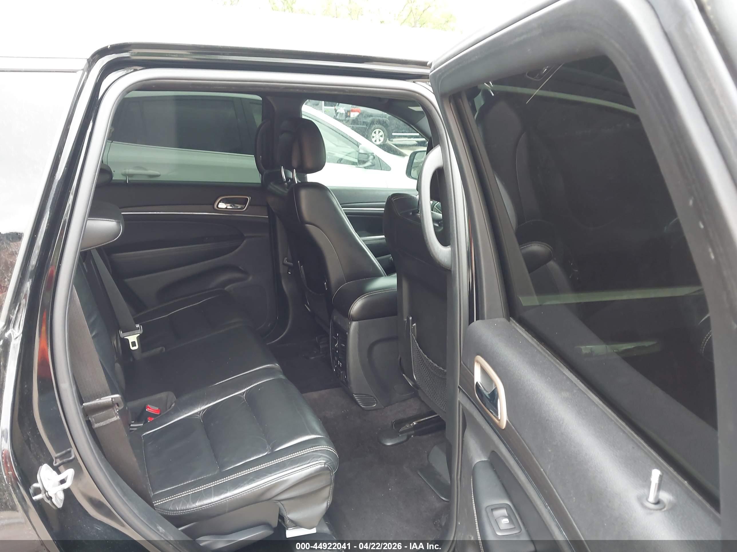 JEEP GRAND image 8