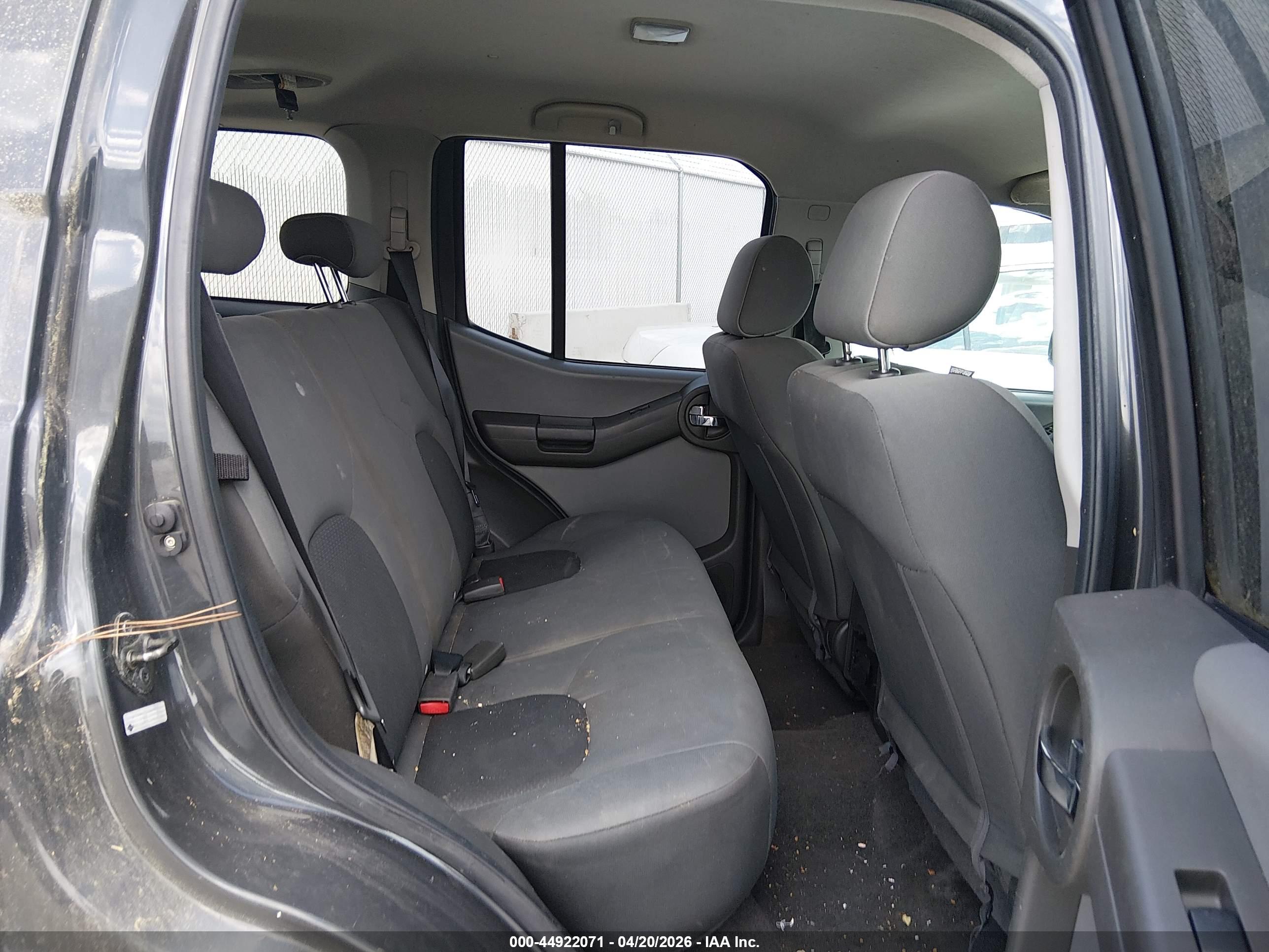 NISSAN XTERRA image 8