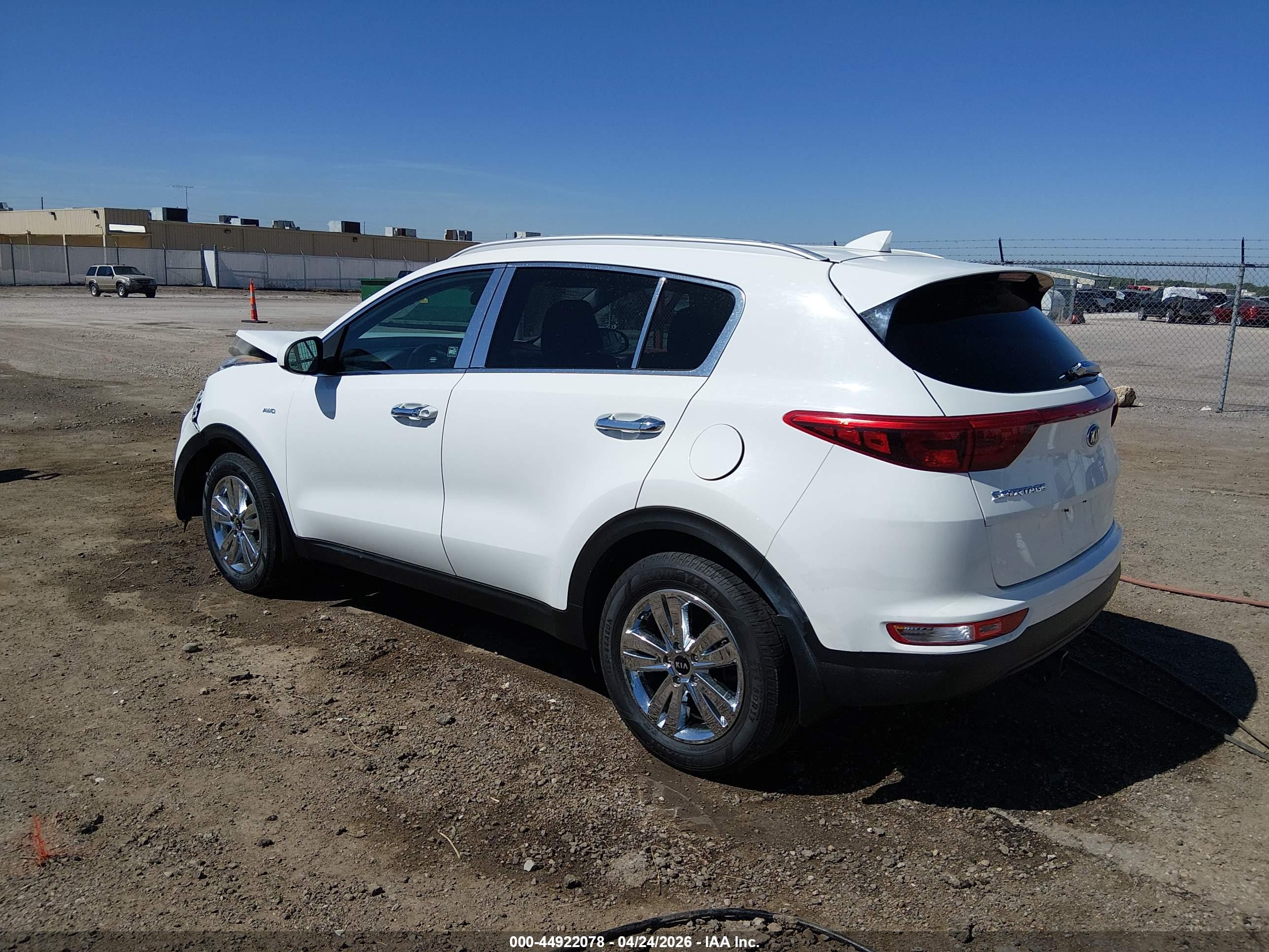 KIA SPORTAGE image 3
