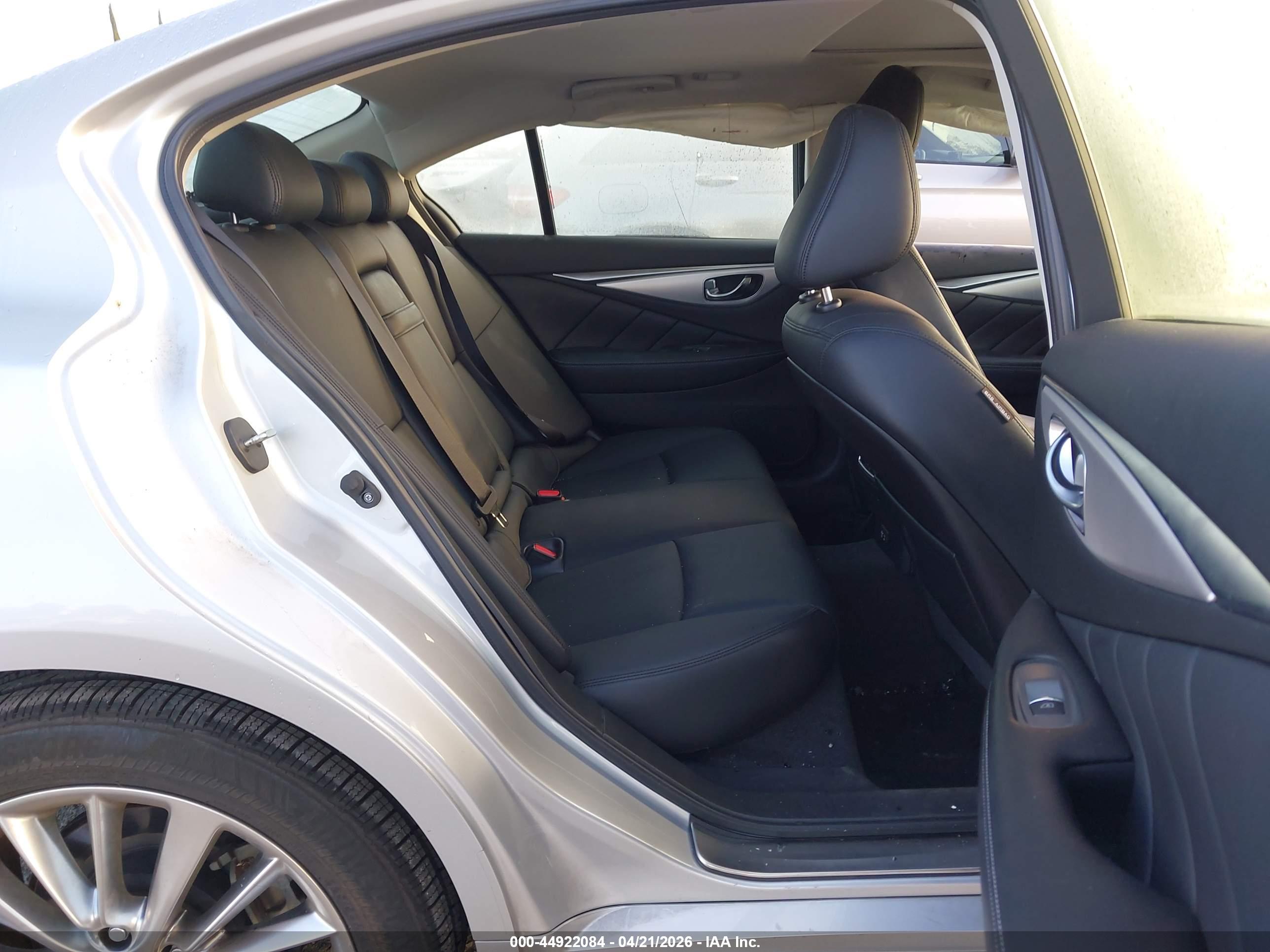 INFINITI Q50 image 8