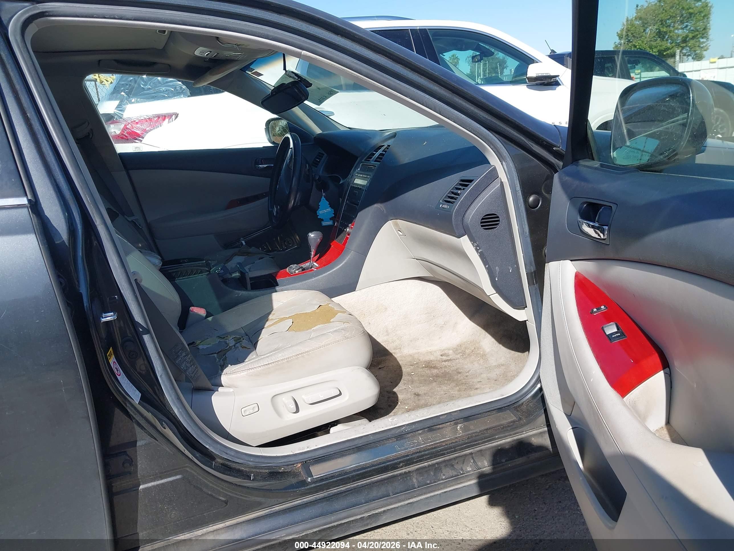 LEXUS ES image 5