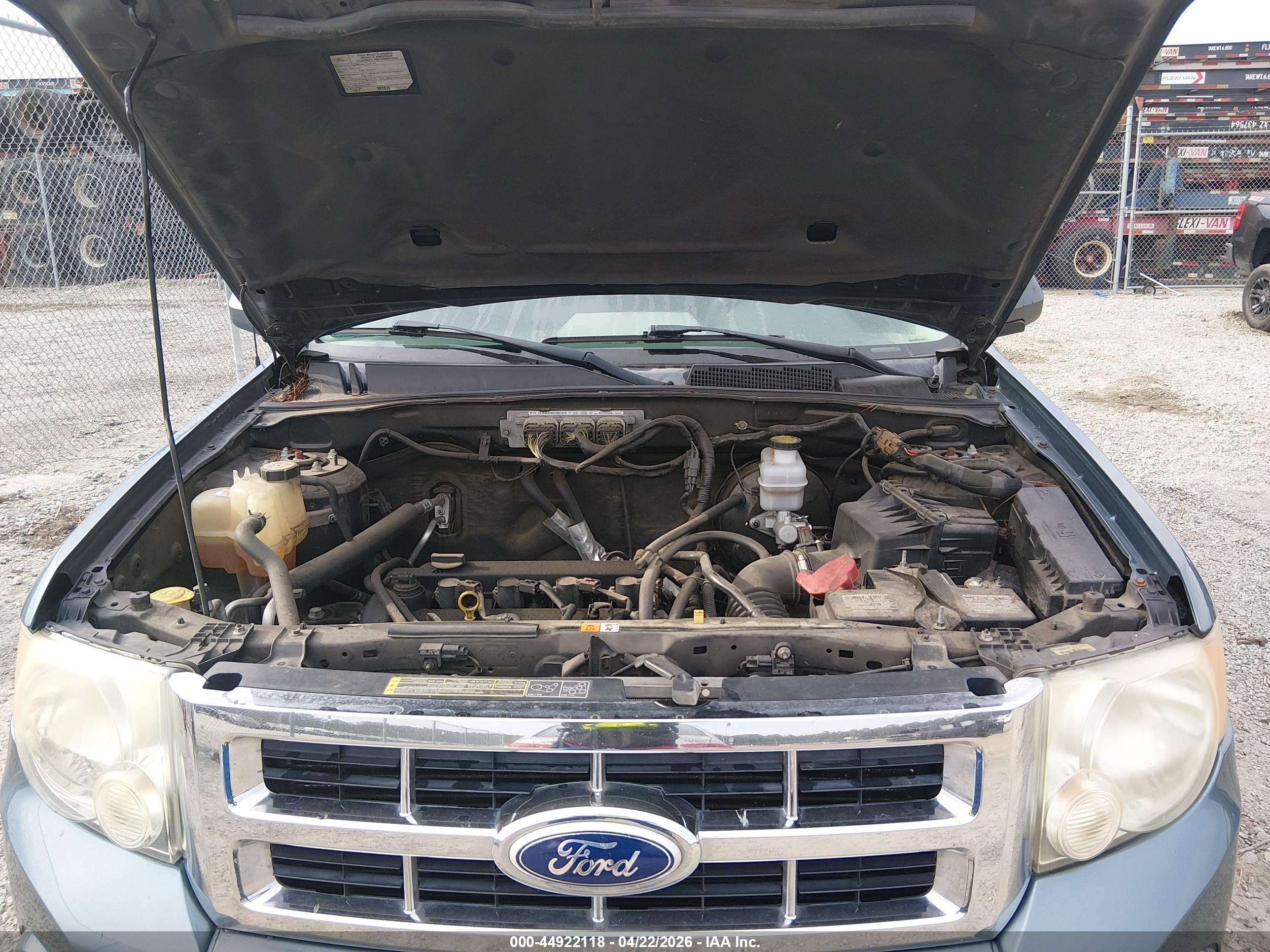 FORD ESCAPE image 10