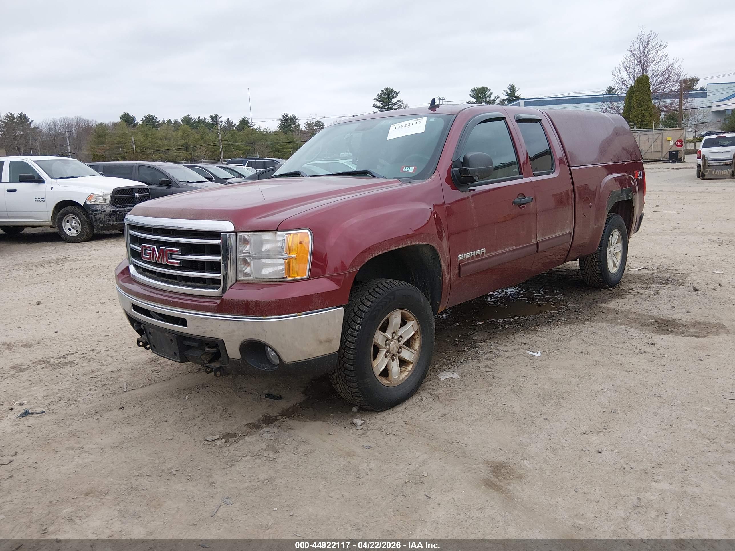 GMC SIERRA image 2