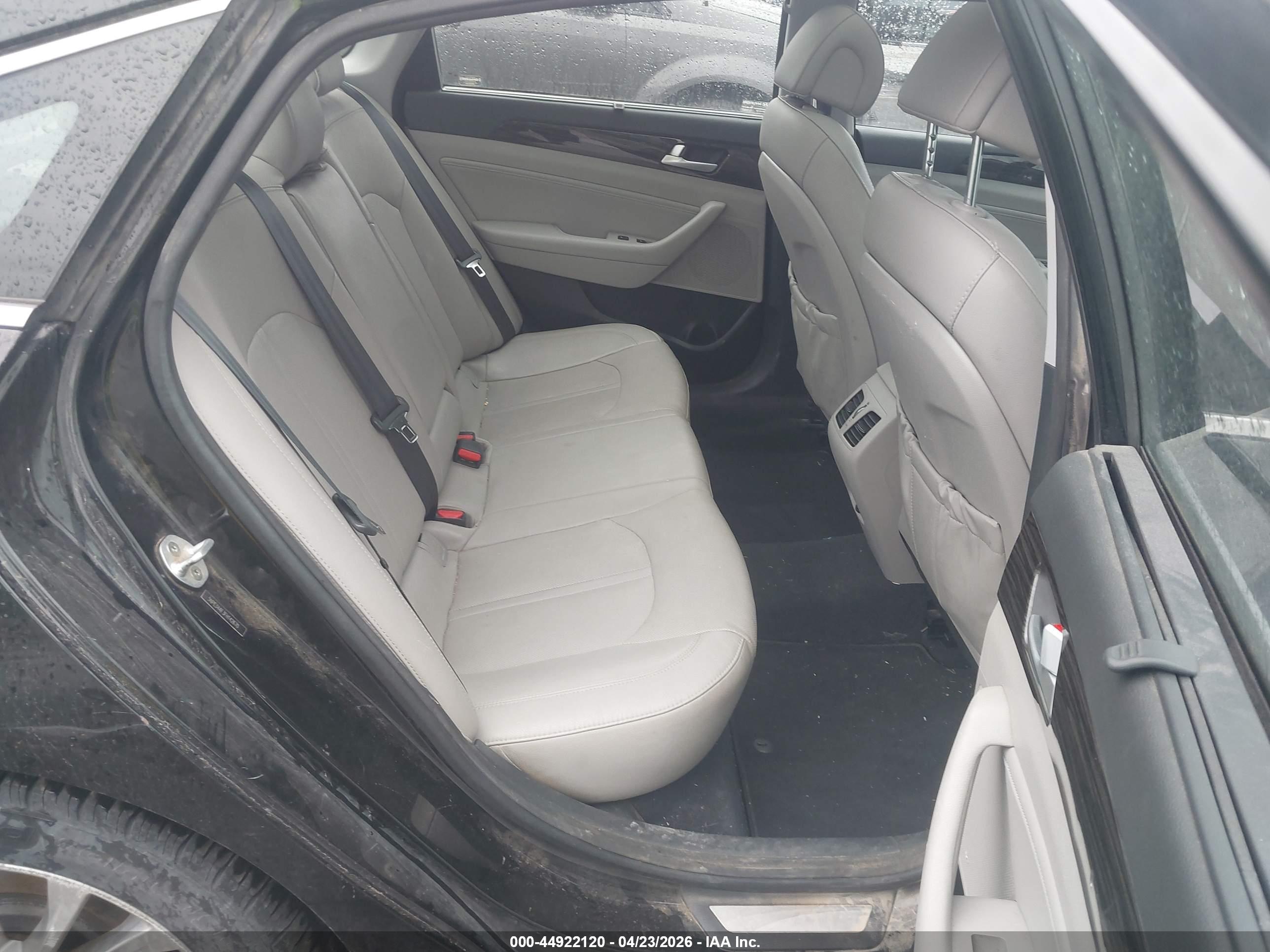HYUNDAI SONATA image 8