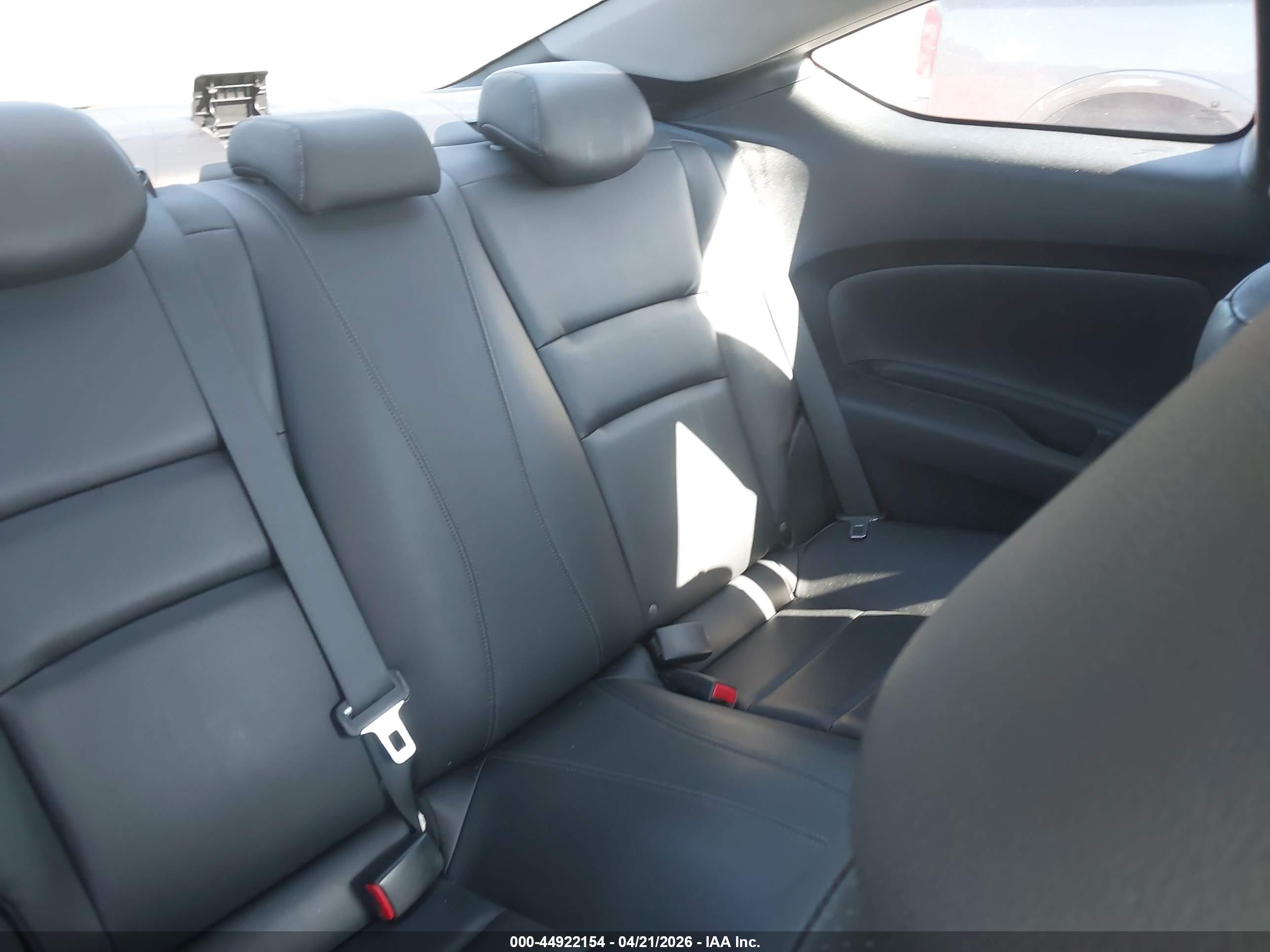 HONDA ACCORD image 8