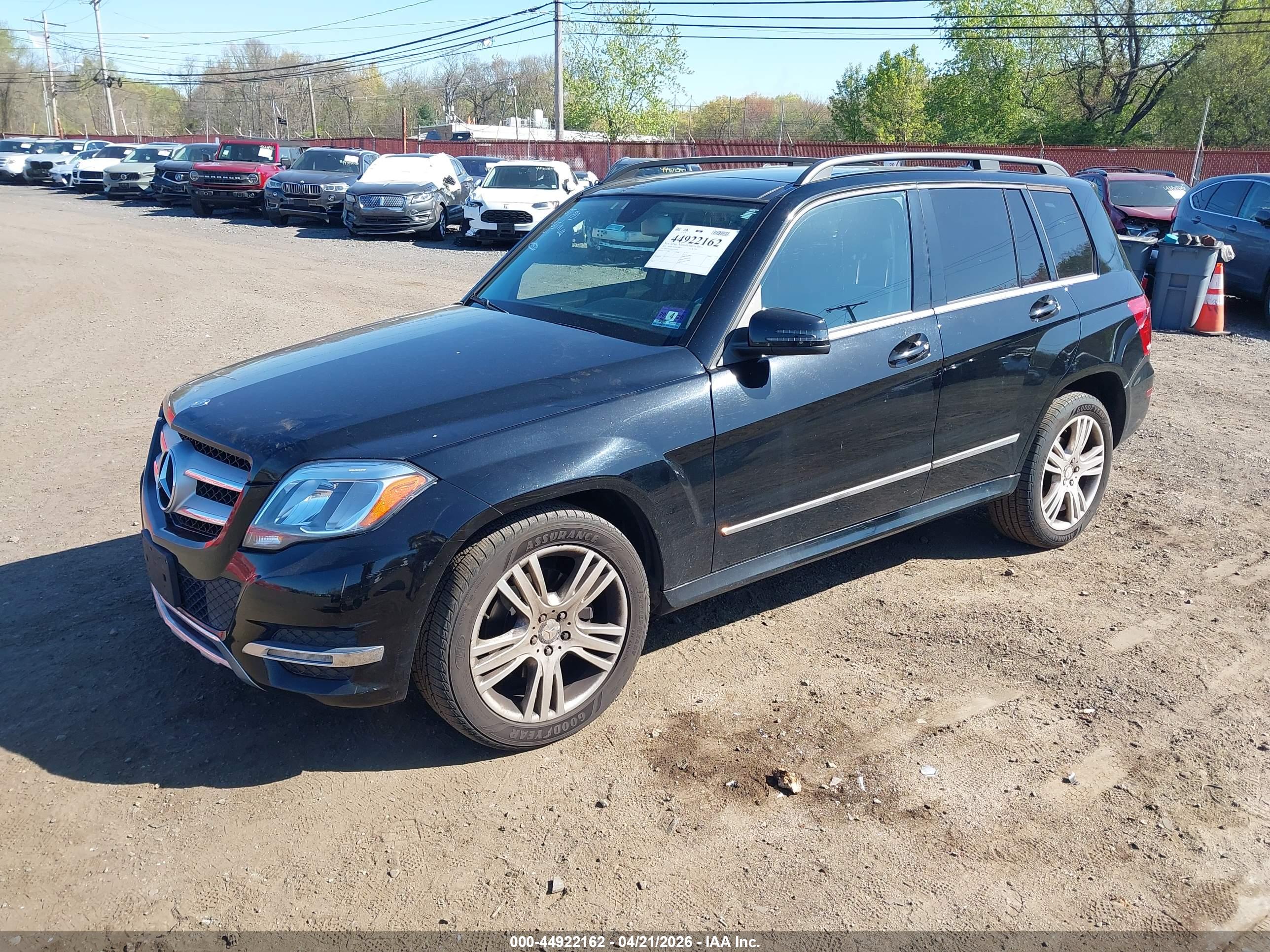 MERCEDES-BENZ GLK image 2